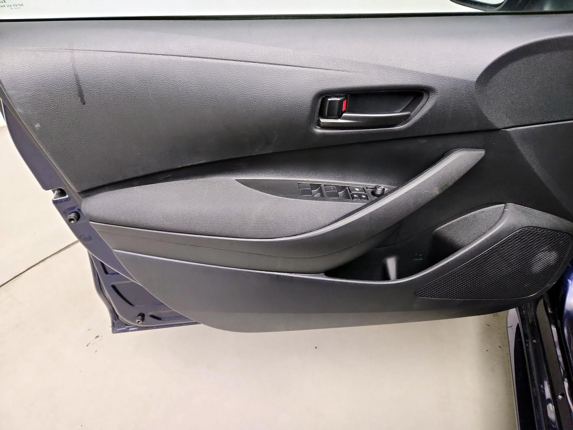 Thumbnail: 2025 Toyota Corolla - 12