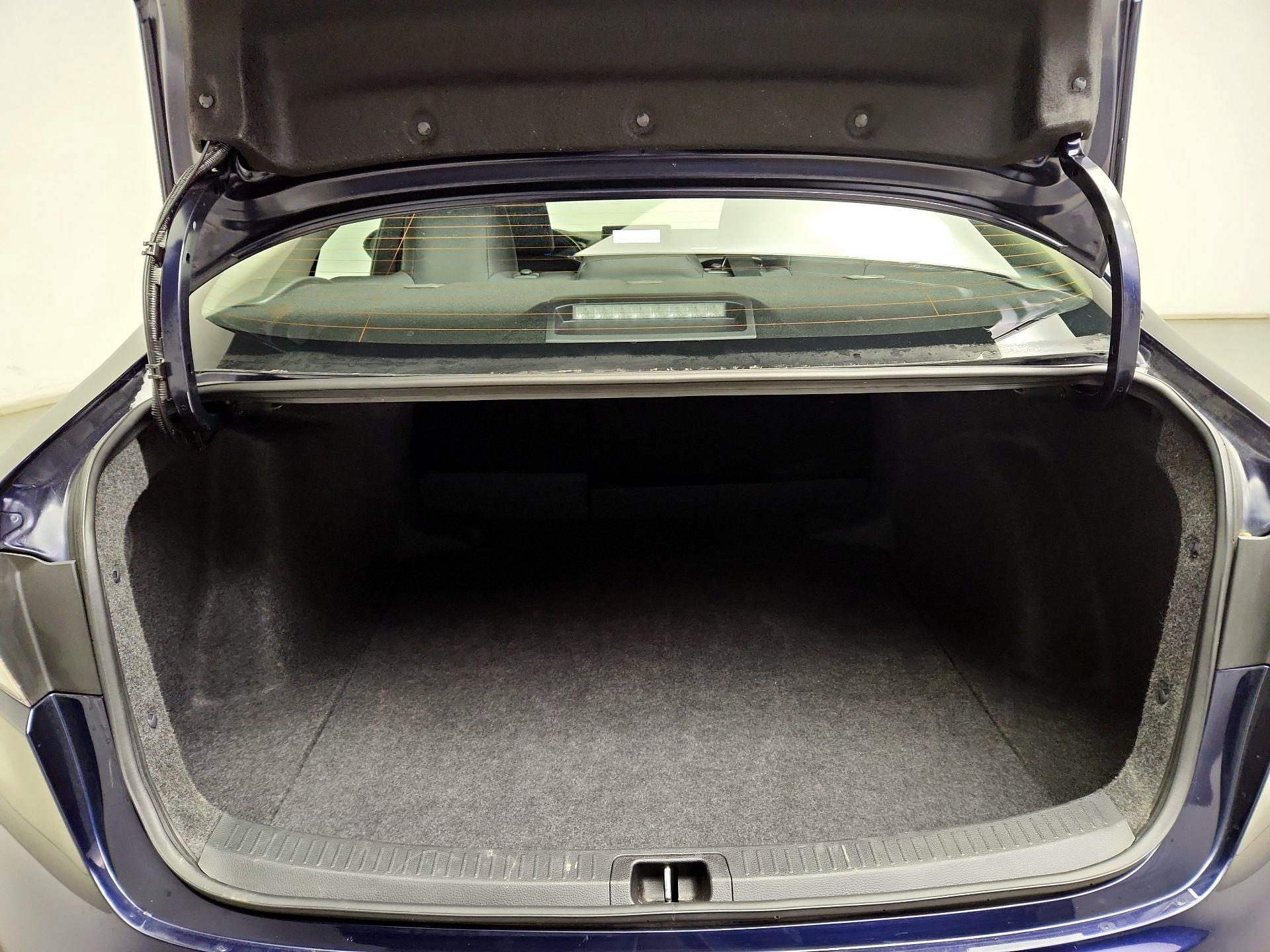 Thumbnail: 2025 Toyota Corolla - 20