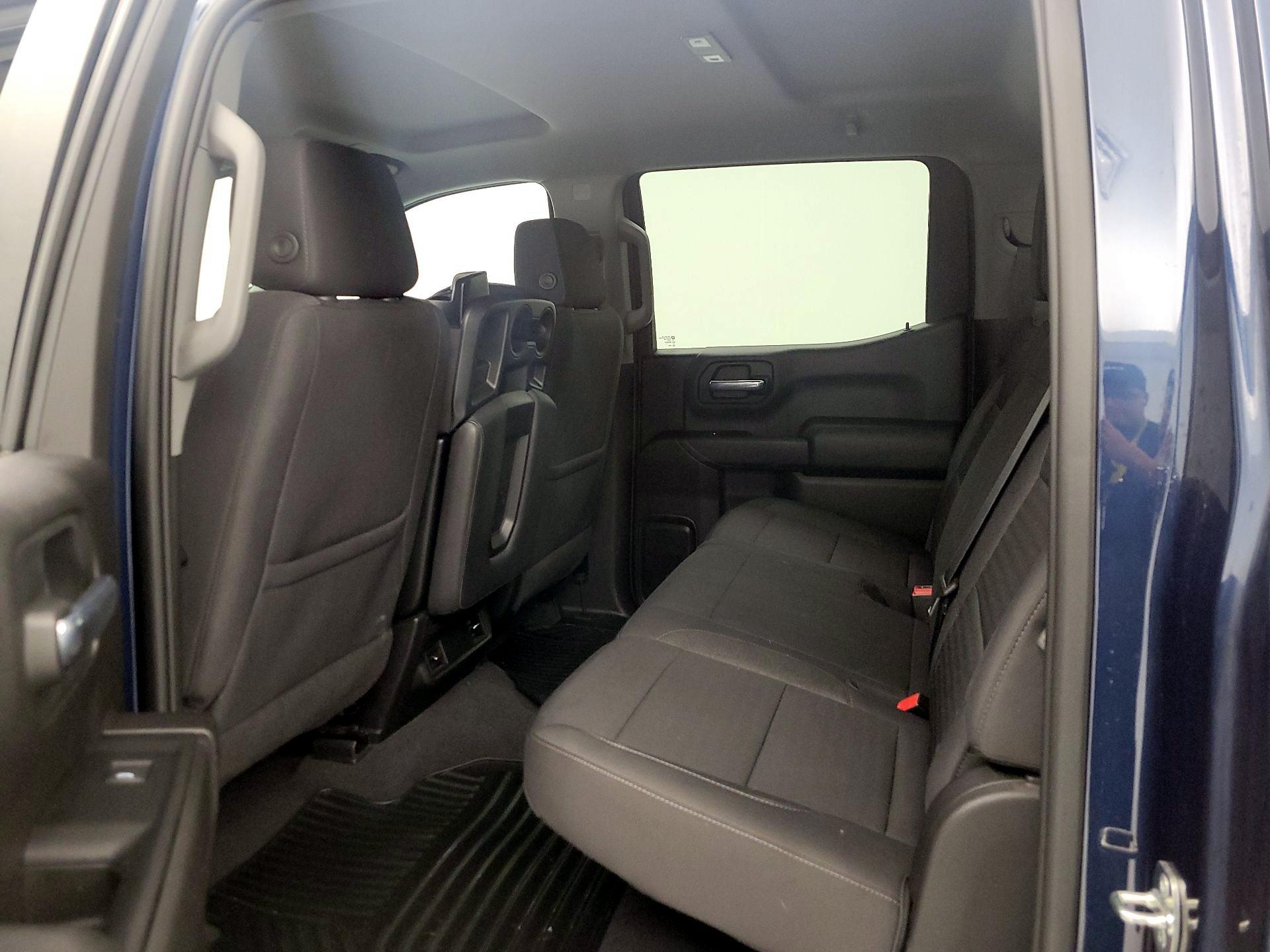 Thumbnail: 2022 Chevrolet Silverado 1500 - 19