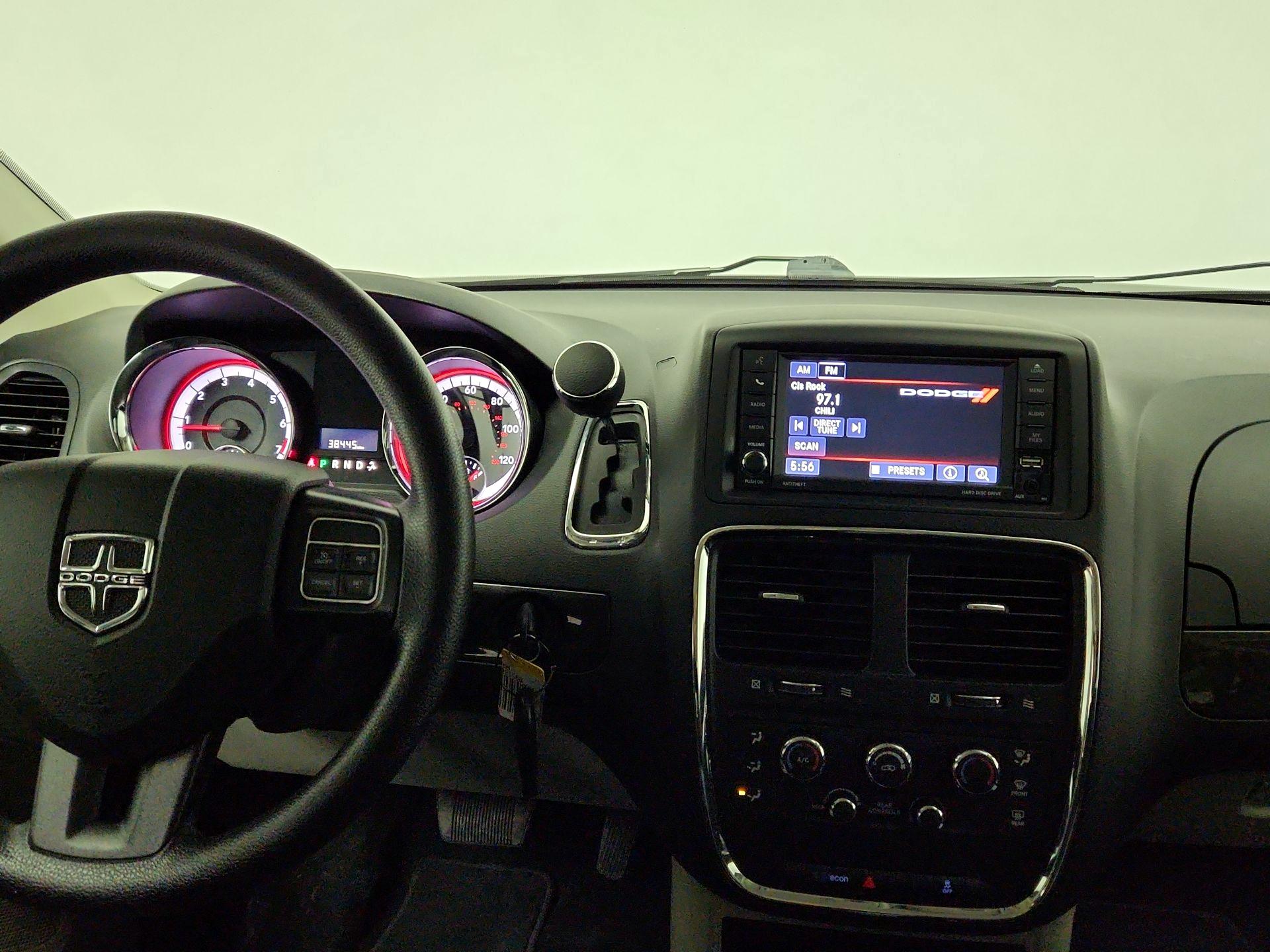 Thumbnail: 2020 Dodge Grand Caravan - 17