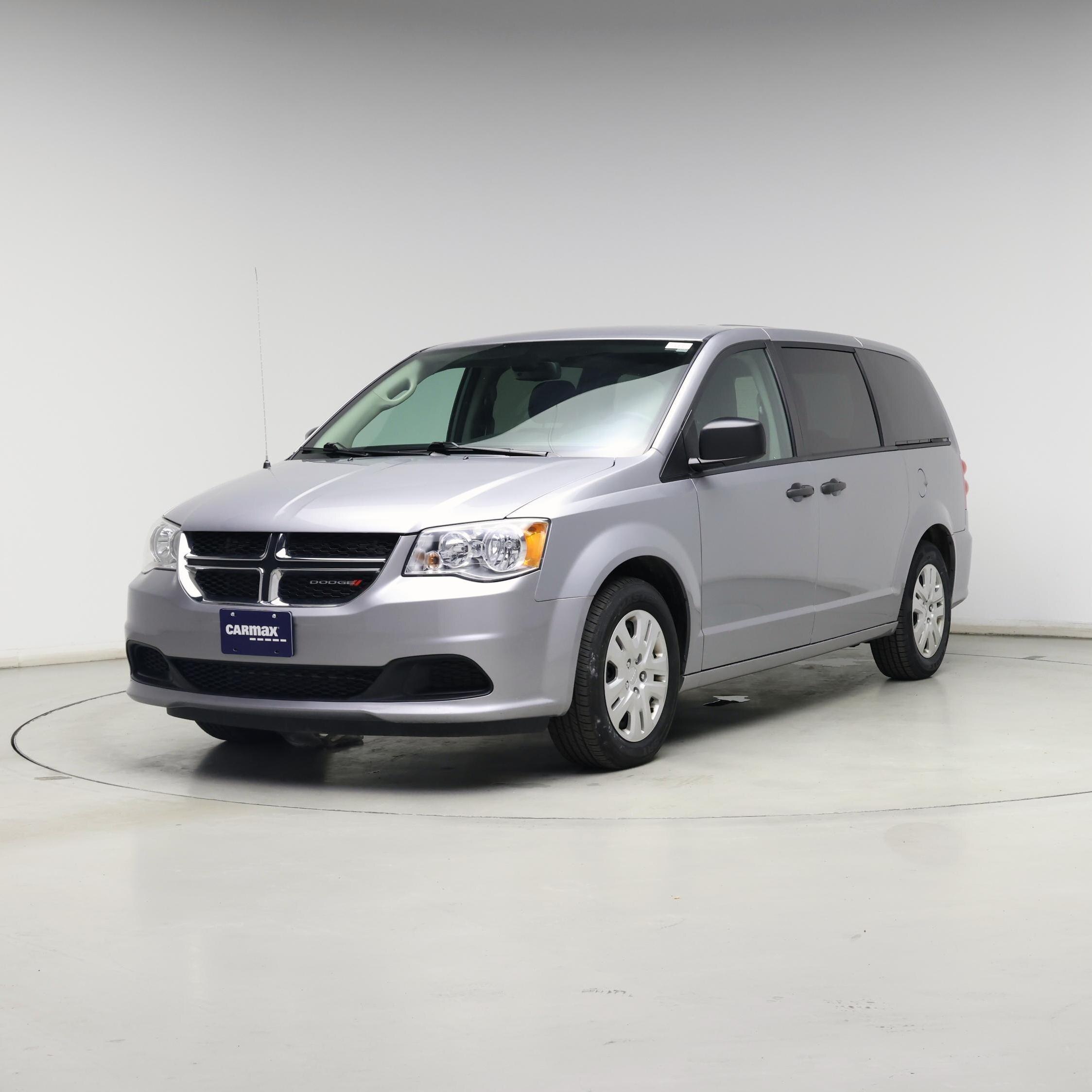 Thumbnail: 2020 Dodge Grand Caravan - 4