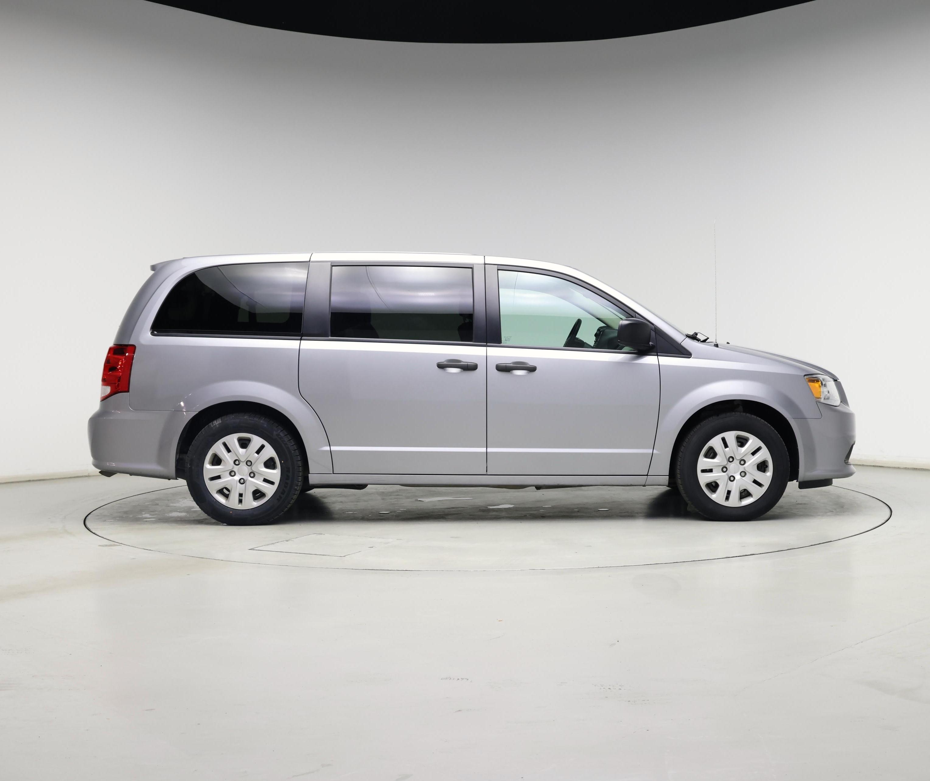 Thumbnail: 2020 Dodge Grand Caravan - 7