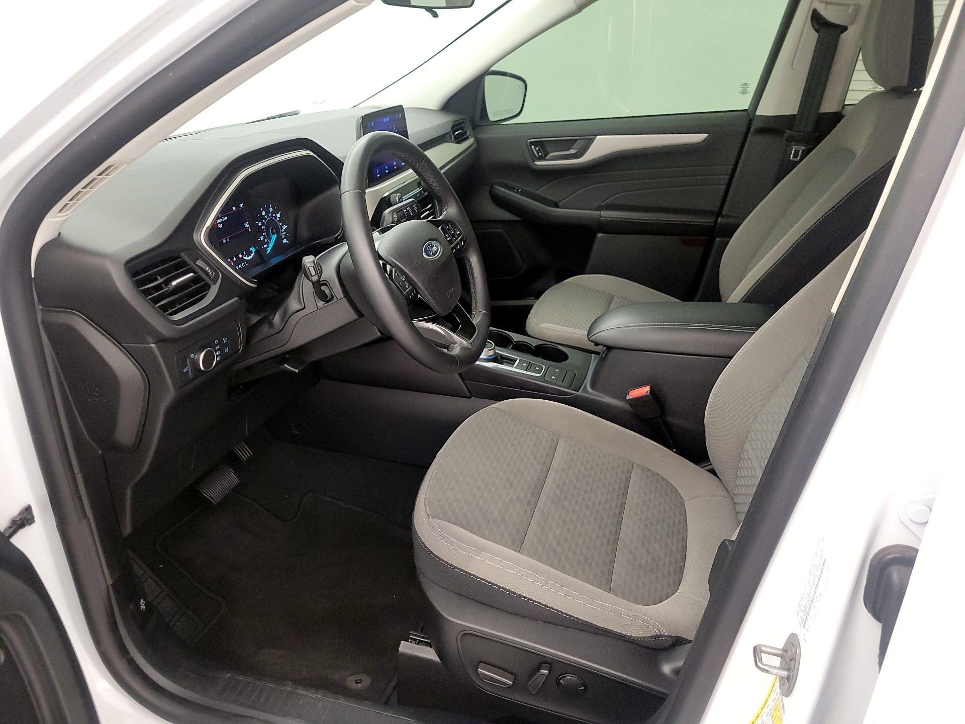 Thumbnail: 2022 Ford Escape - 11