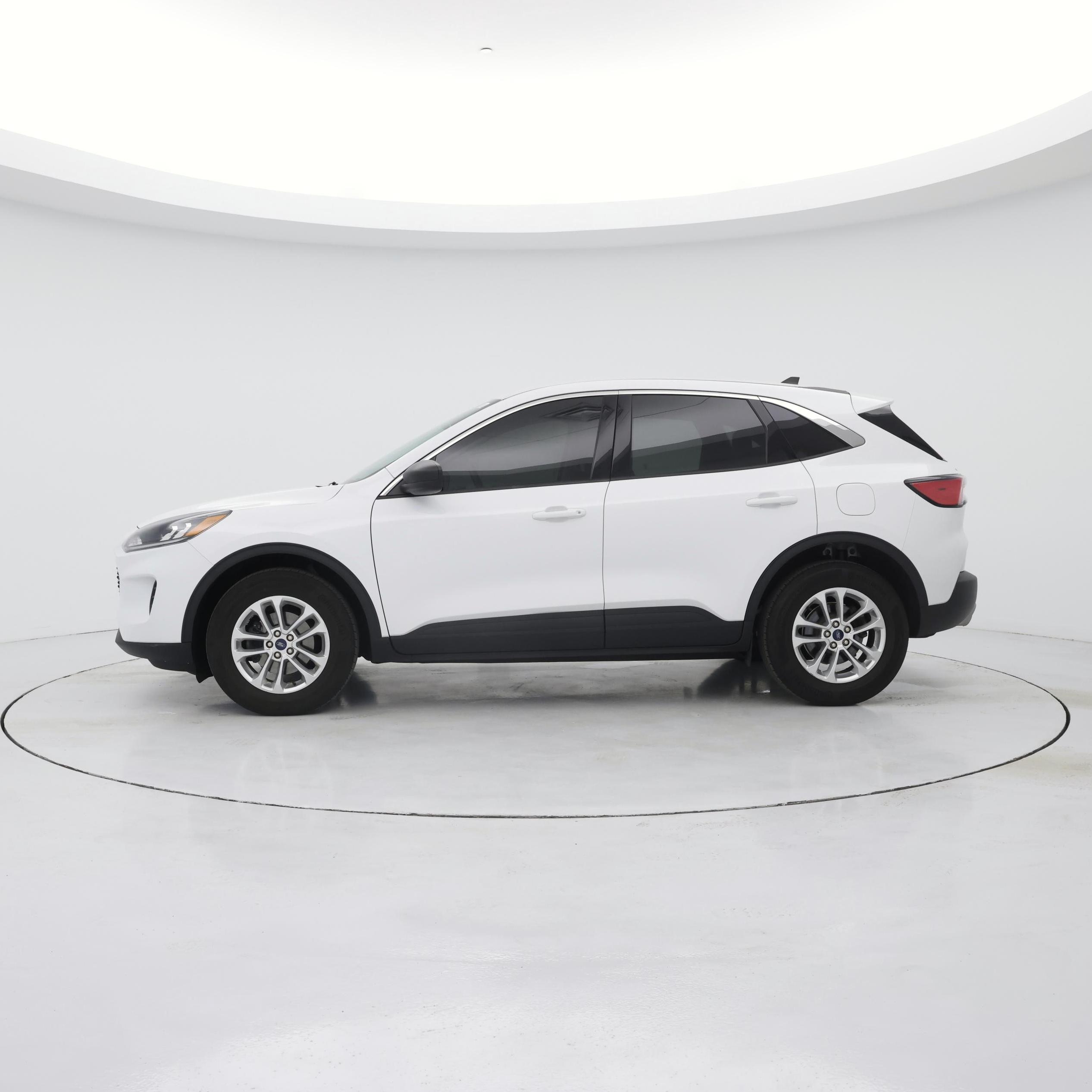 Thumbnail: 2022 Ford Escape - 3