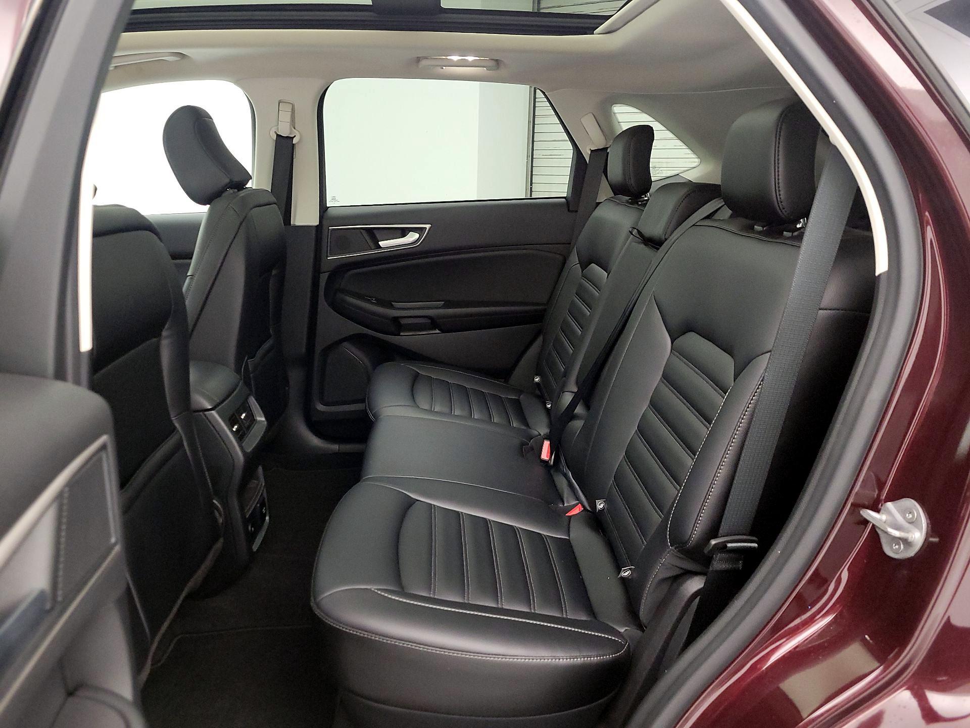 Thumbnail: 2022 Ford Edge - 20