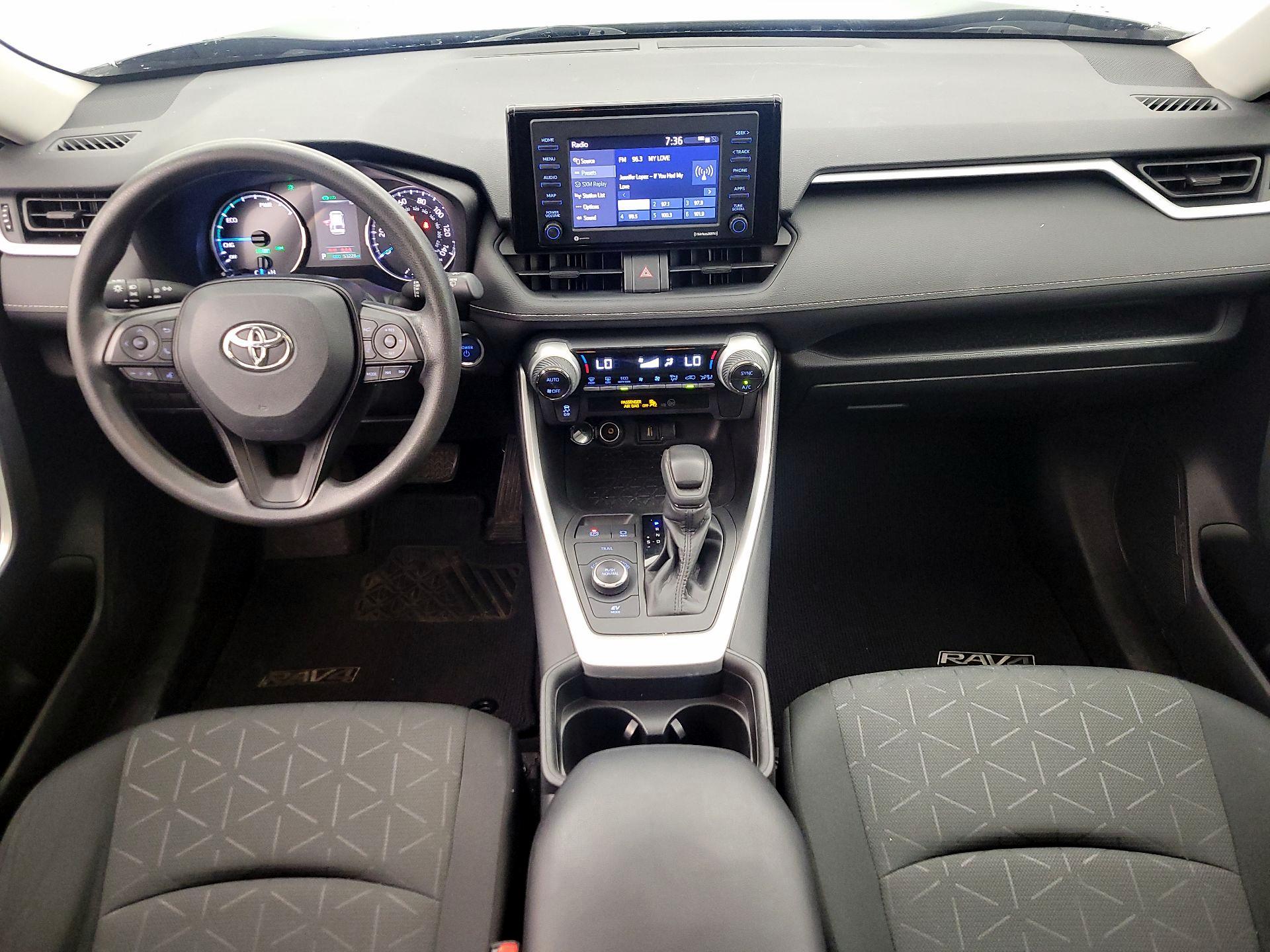 Thumbnail: 2021 Toyota RAV4 - 9