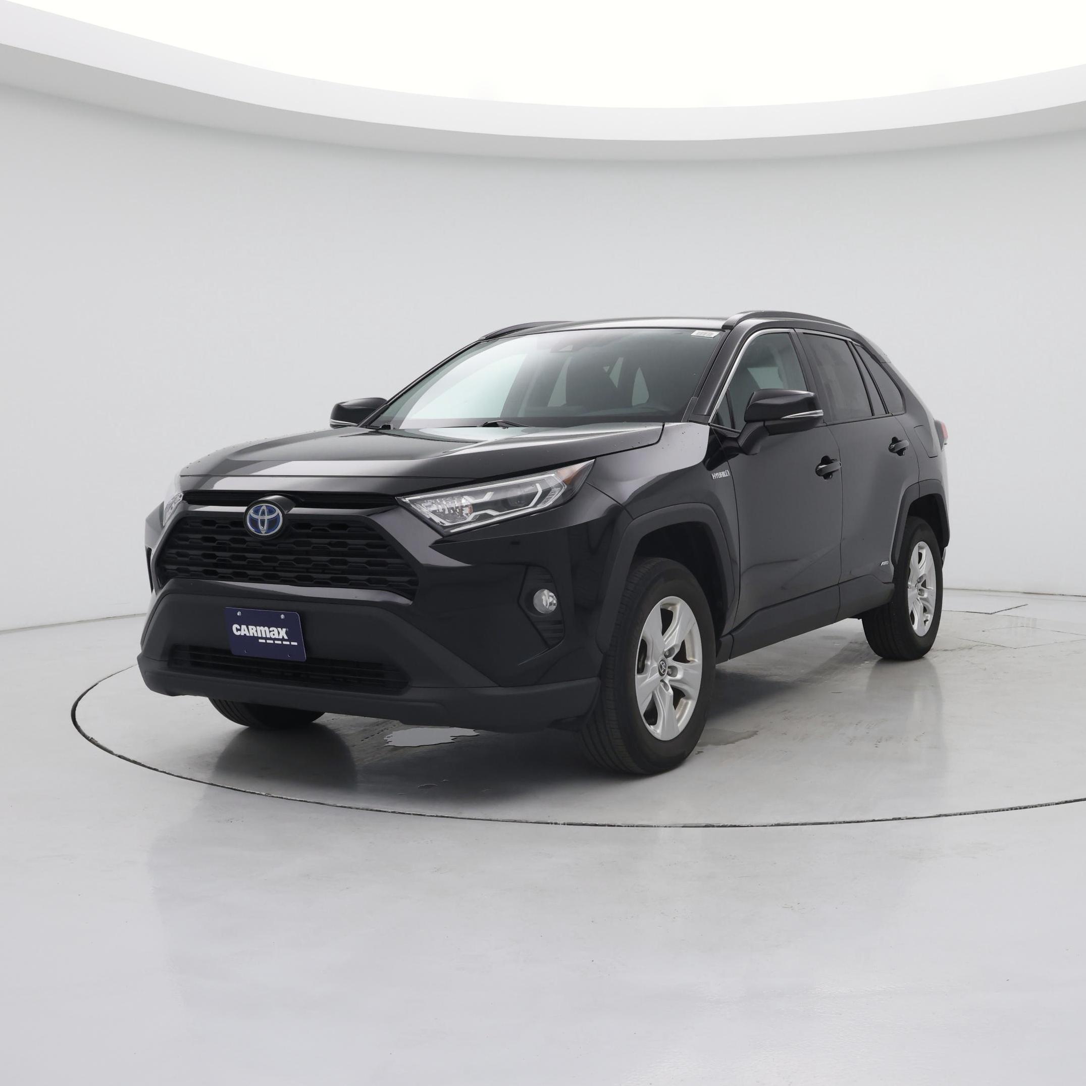 Thumbnail: 2021 Toyota RAV4 - 4