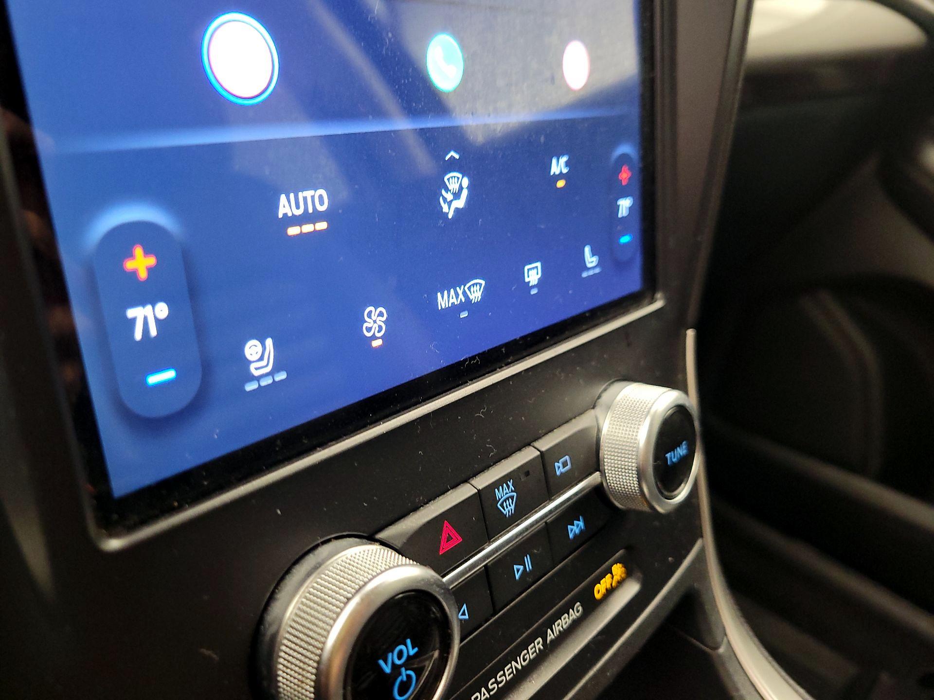 Thumbnail: 2024 Ford Edge - 16