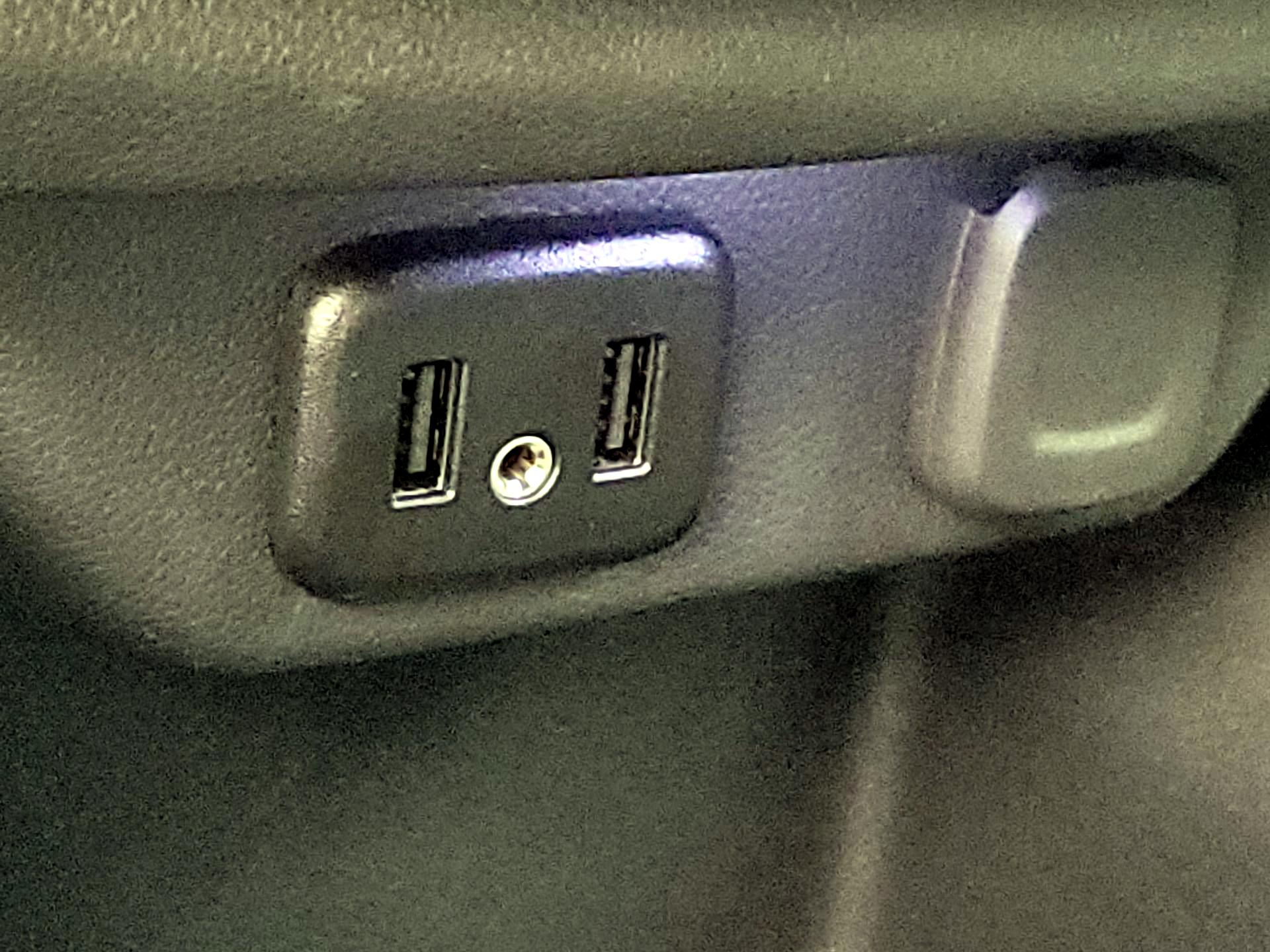 Thumbnail: 2023 Chevrolet Traverse - 18