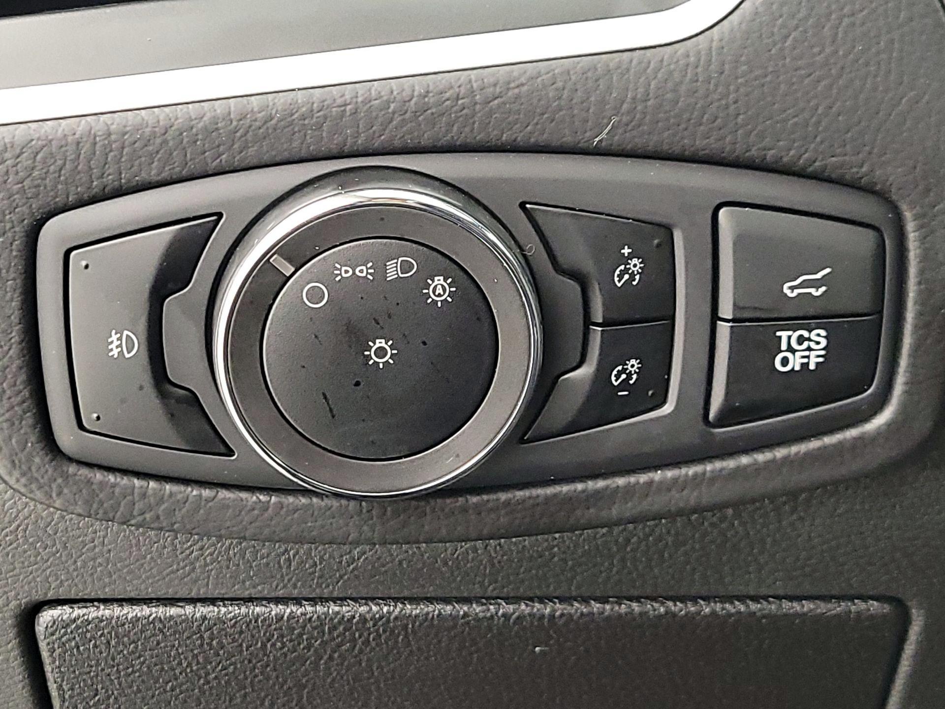 Thumbnail: 2023 Ford Edge - 13