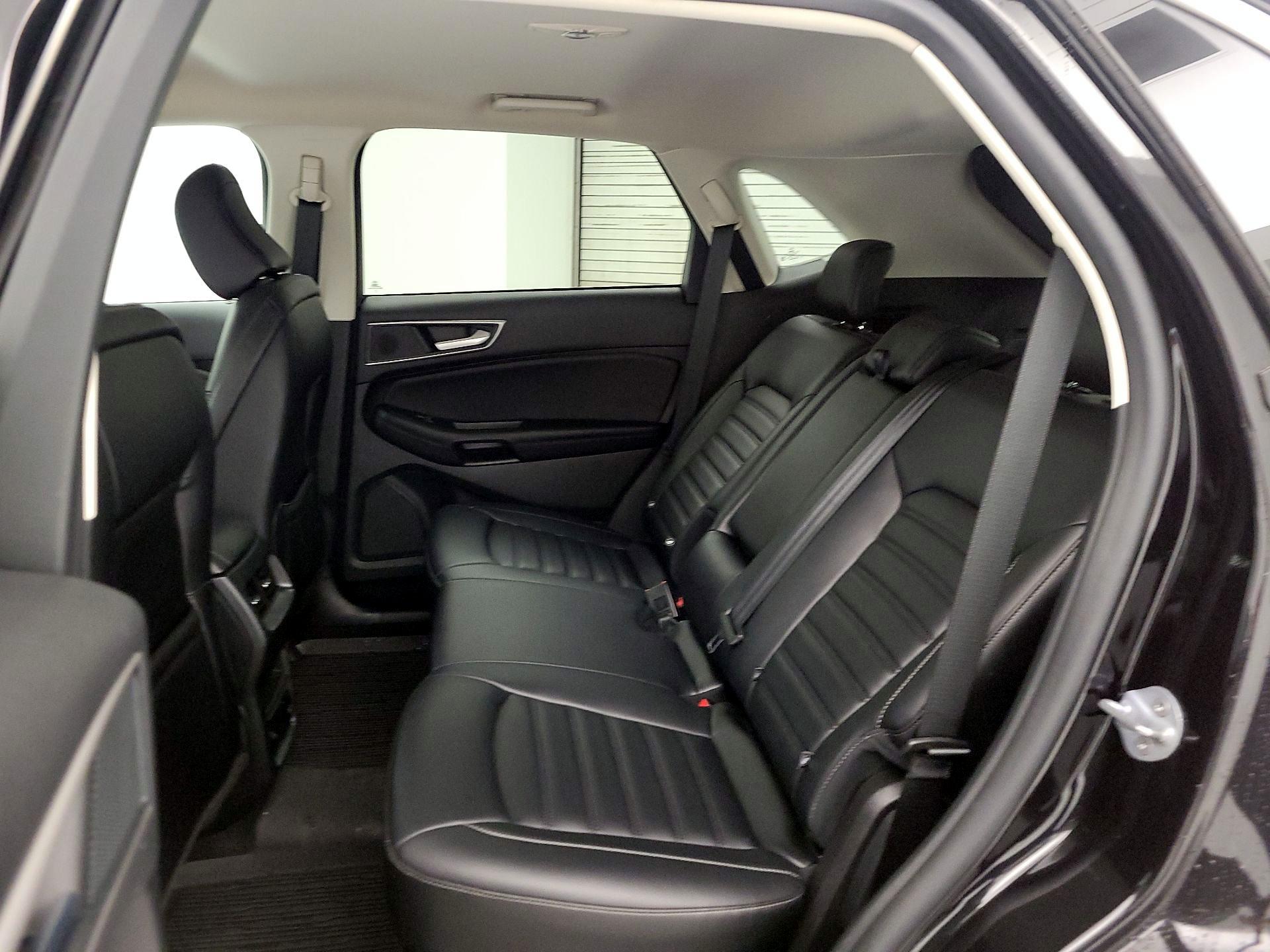 Thumbnail: 2023 Ford Edge - 19