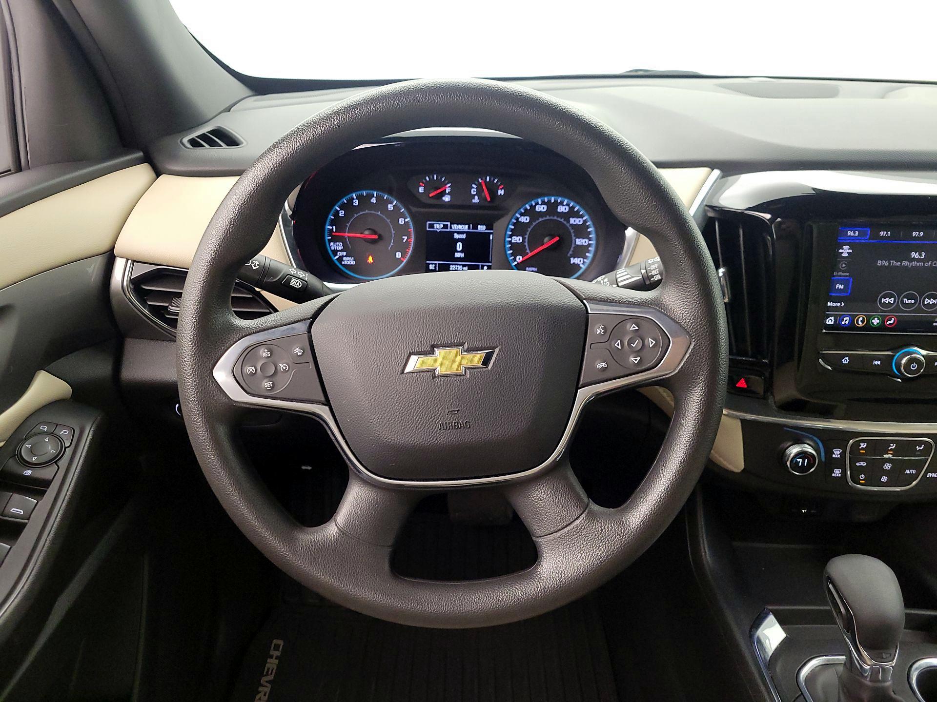 Thumbnail: 2023 Chevrolet Traverse - 10