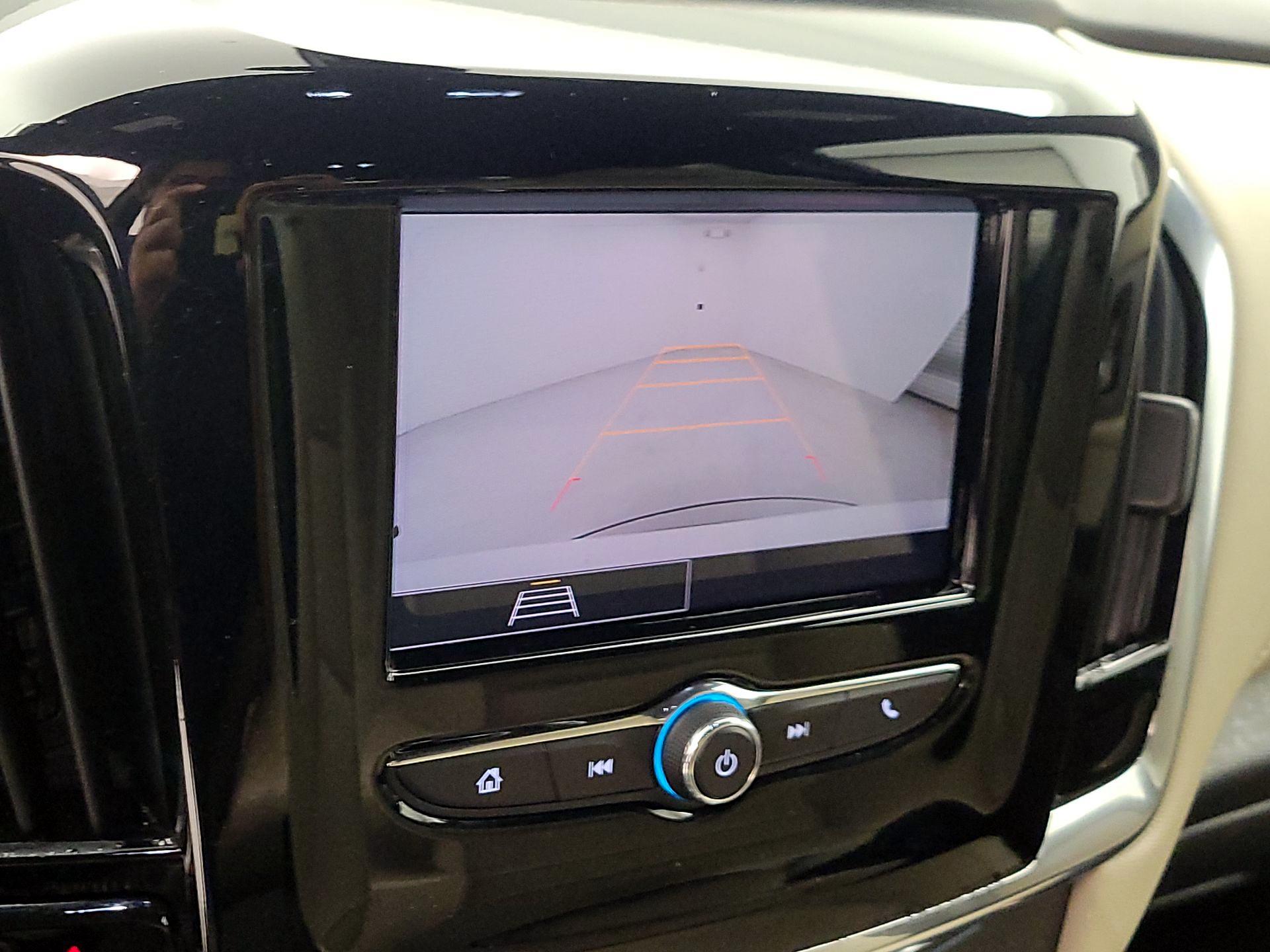 Thumbnail: 2023 Chevrolet Traverse - 14