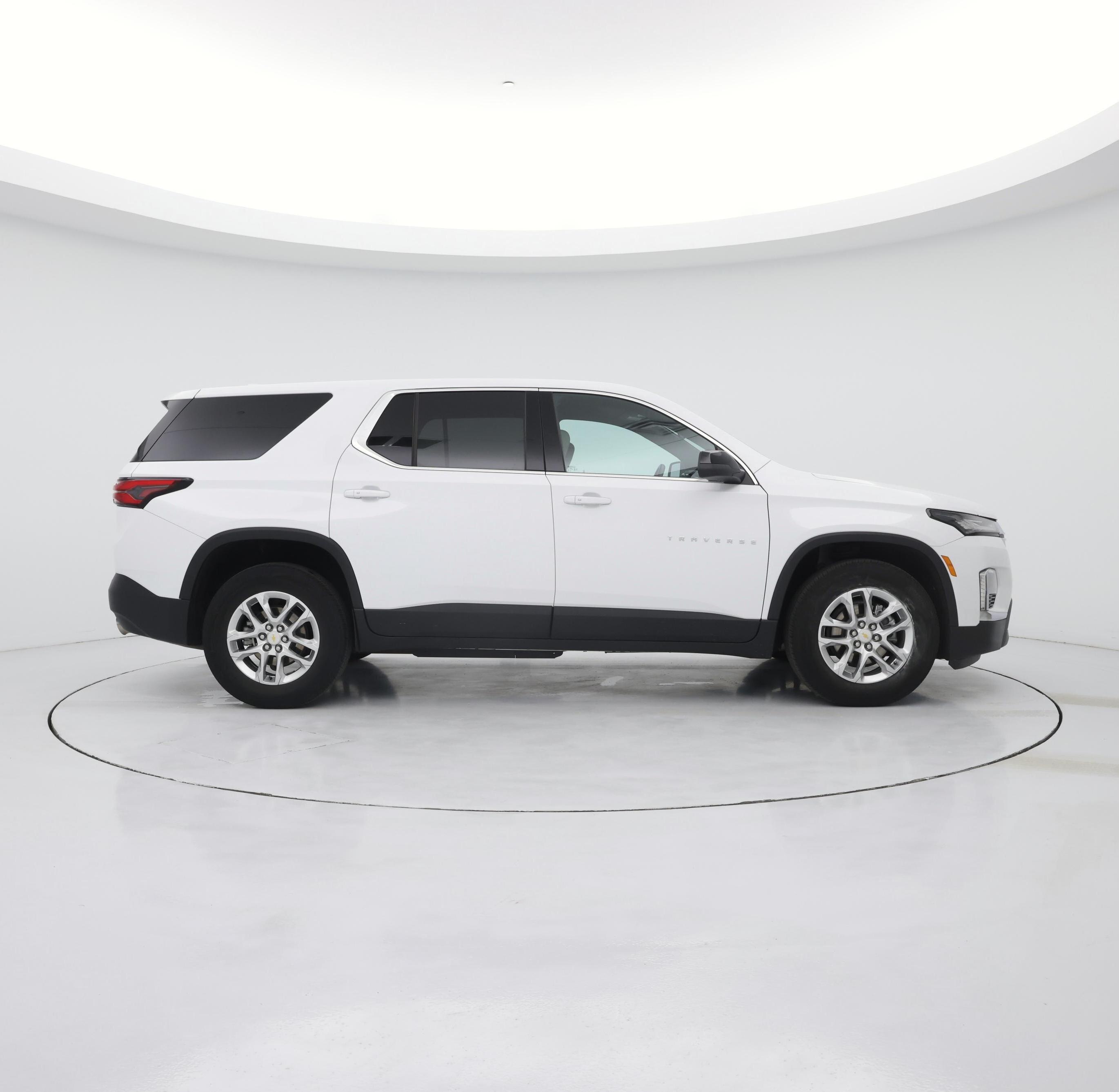 Thumbnail: 2023 Chevrolet Traverse - 7