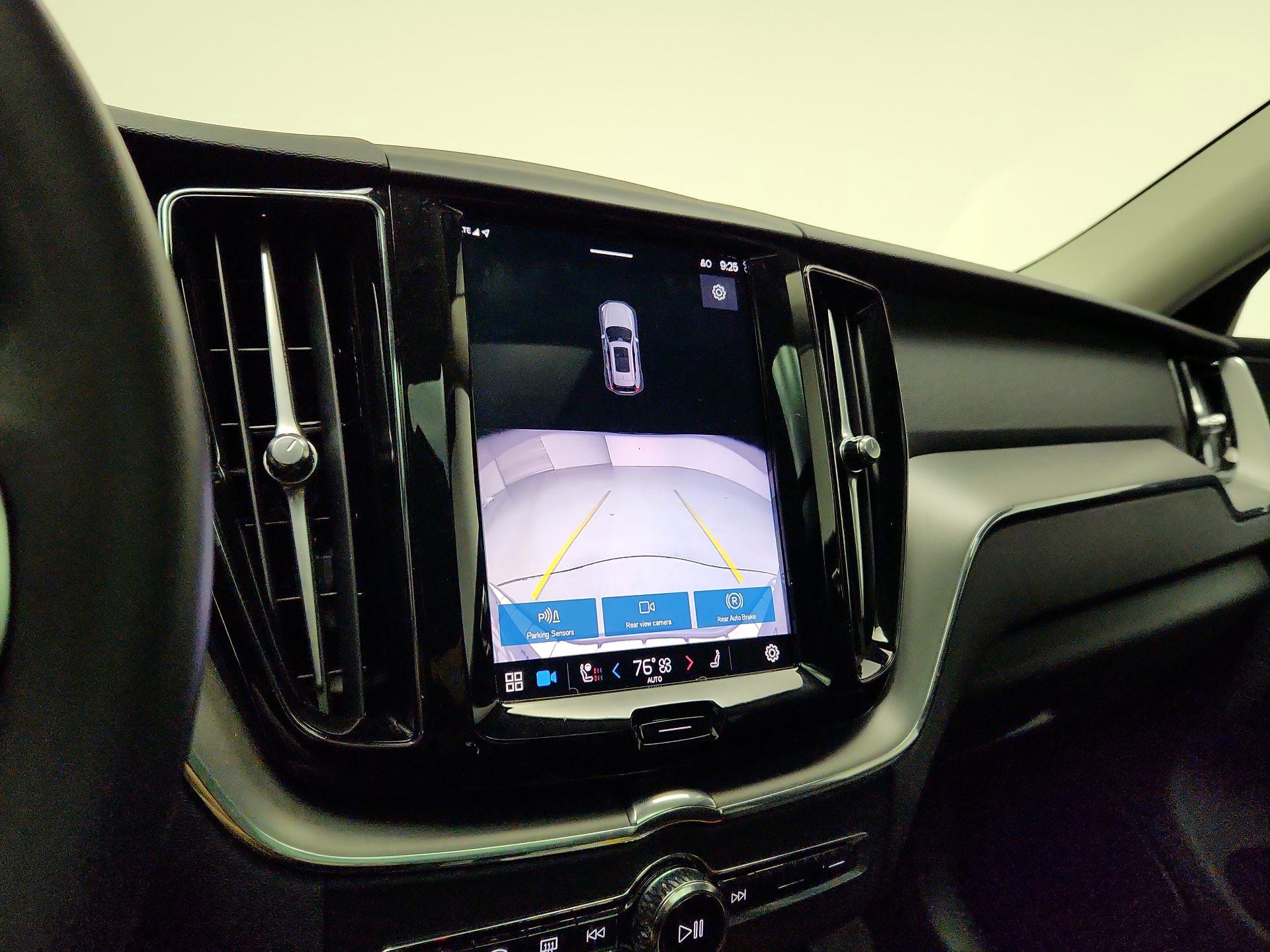 Thumbnail: 2024 Volvo XC60 - 15