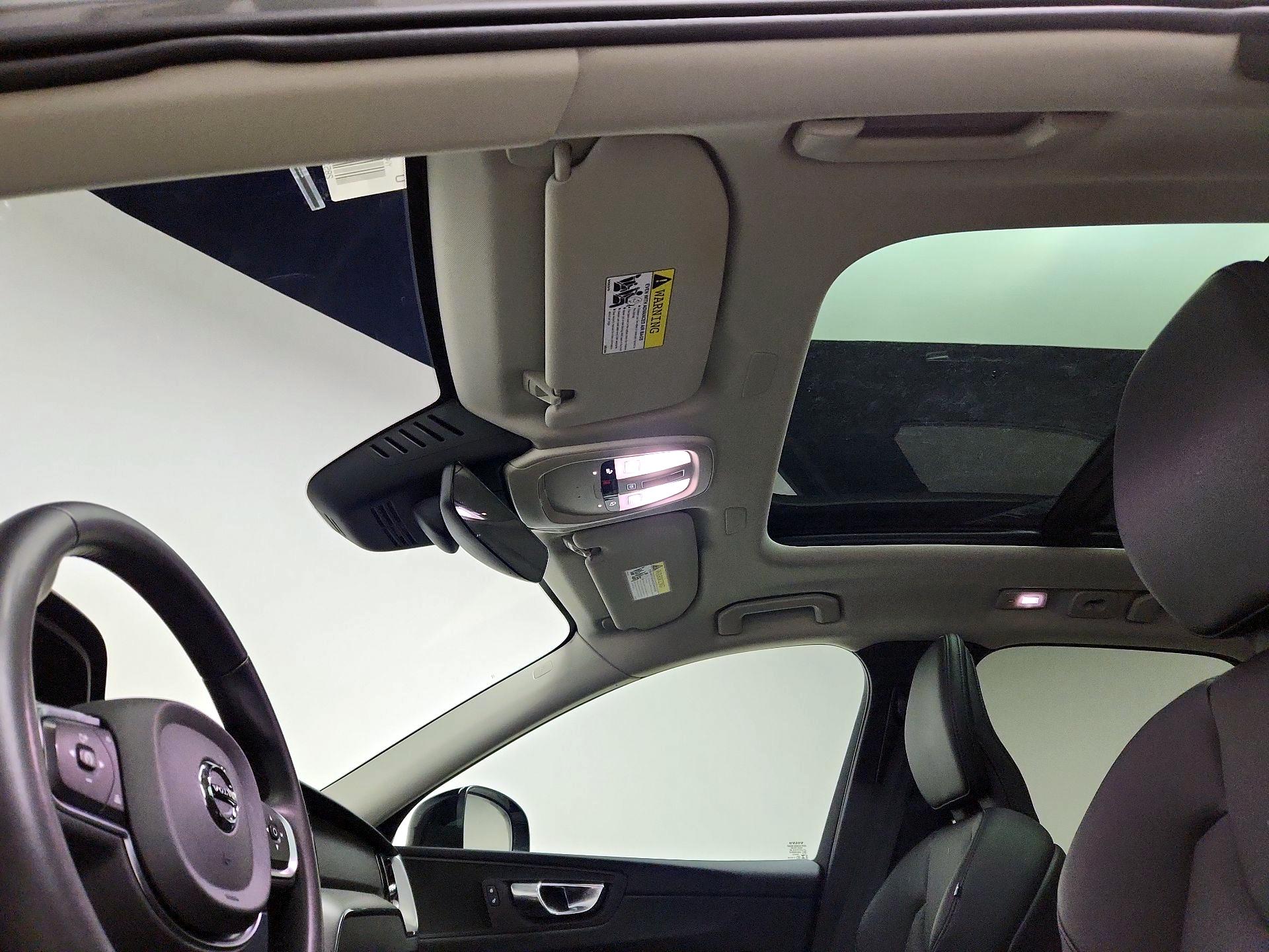 Thumbnail: 2024 Volvo XC60 - 20
