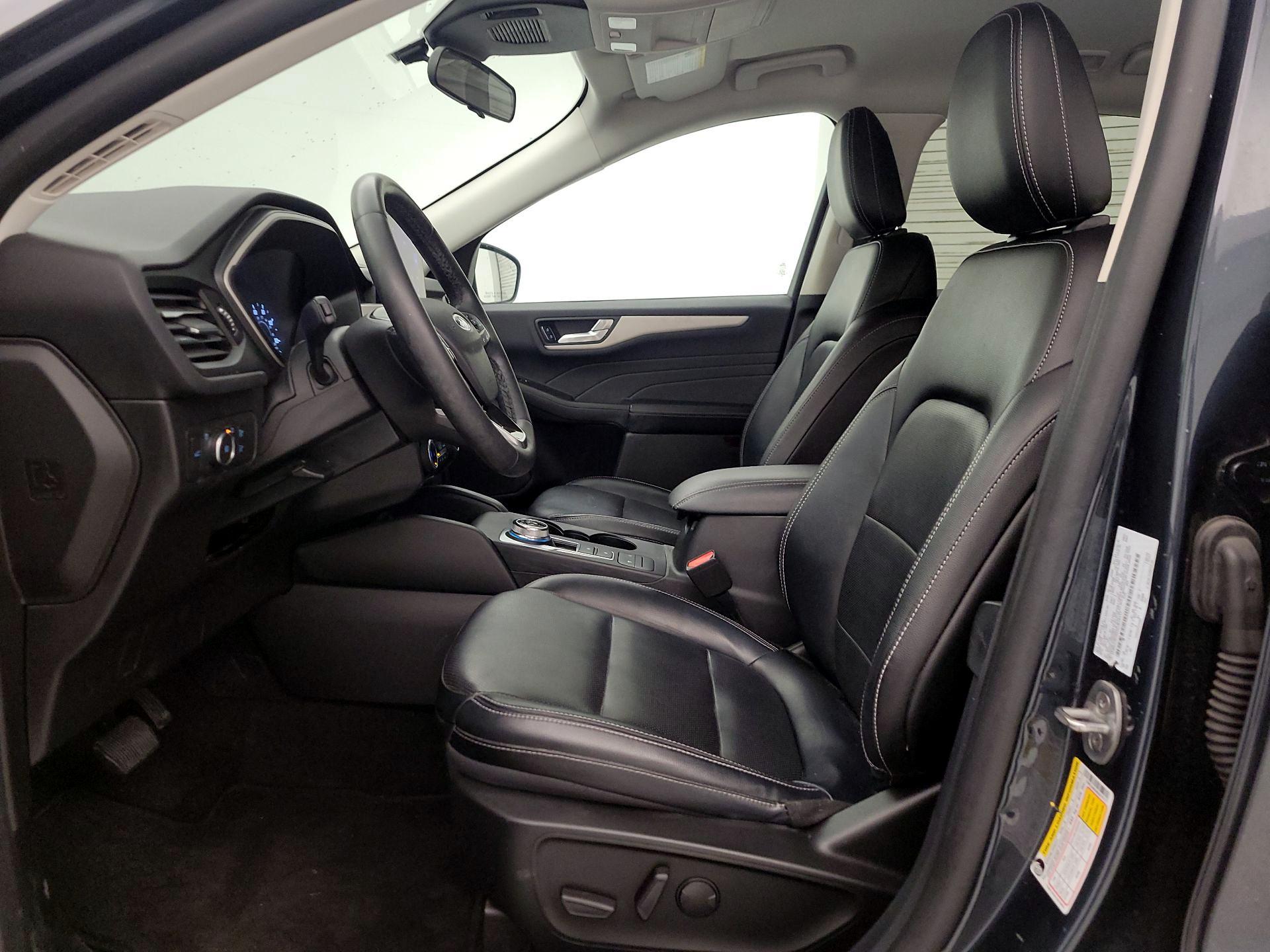 Thumbnail: 2022 Ford Escape - 11