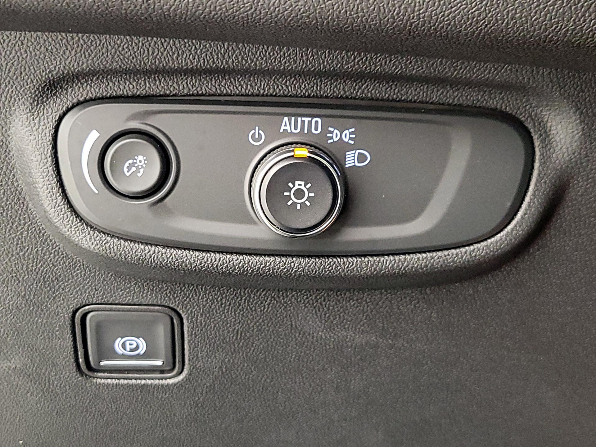 Thumbnail: 2022 GMC Terrain - 13