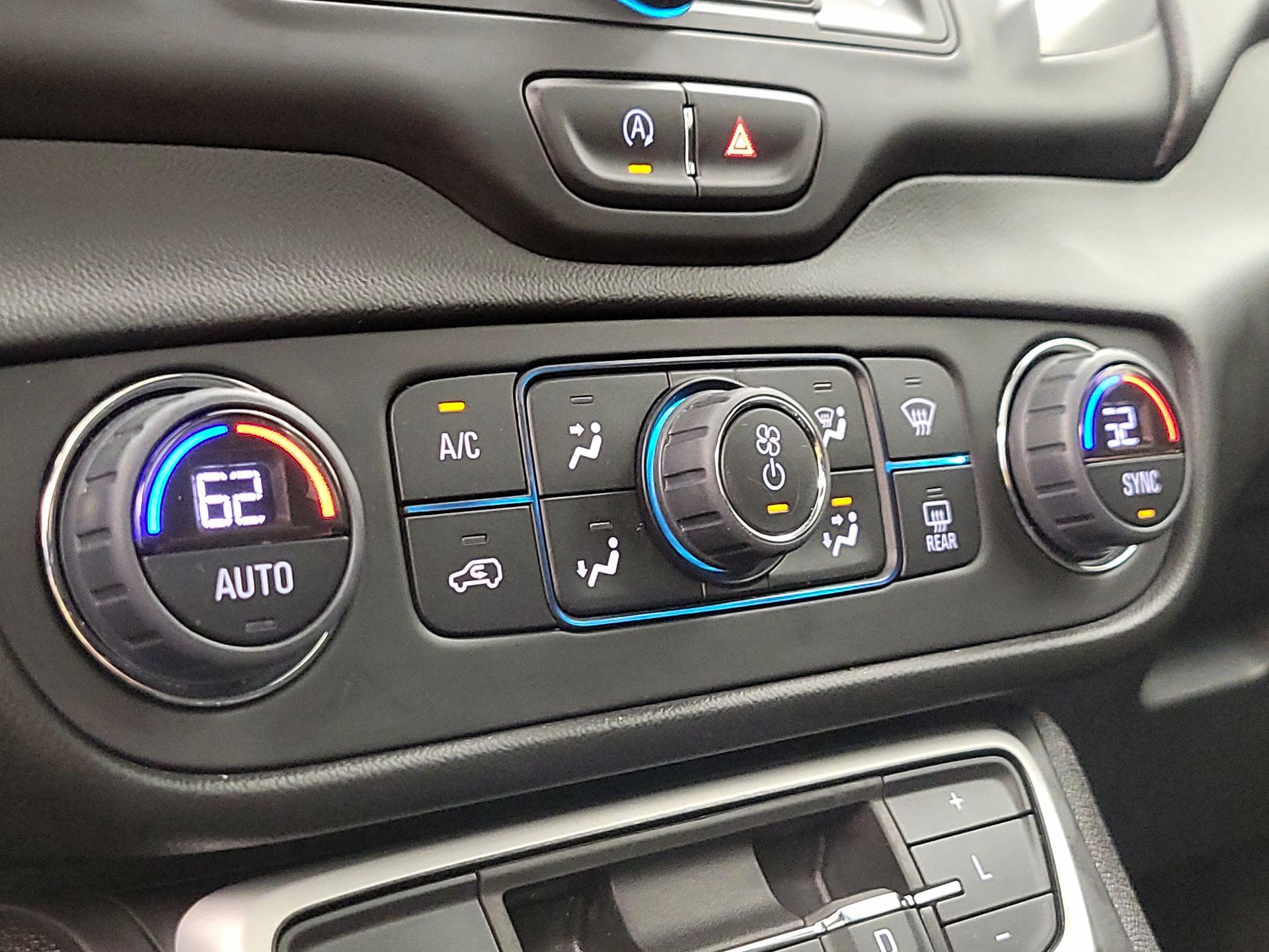 Thumbnail: 2022 GMC Terrain - 16