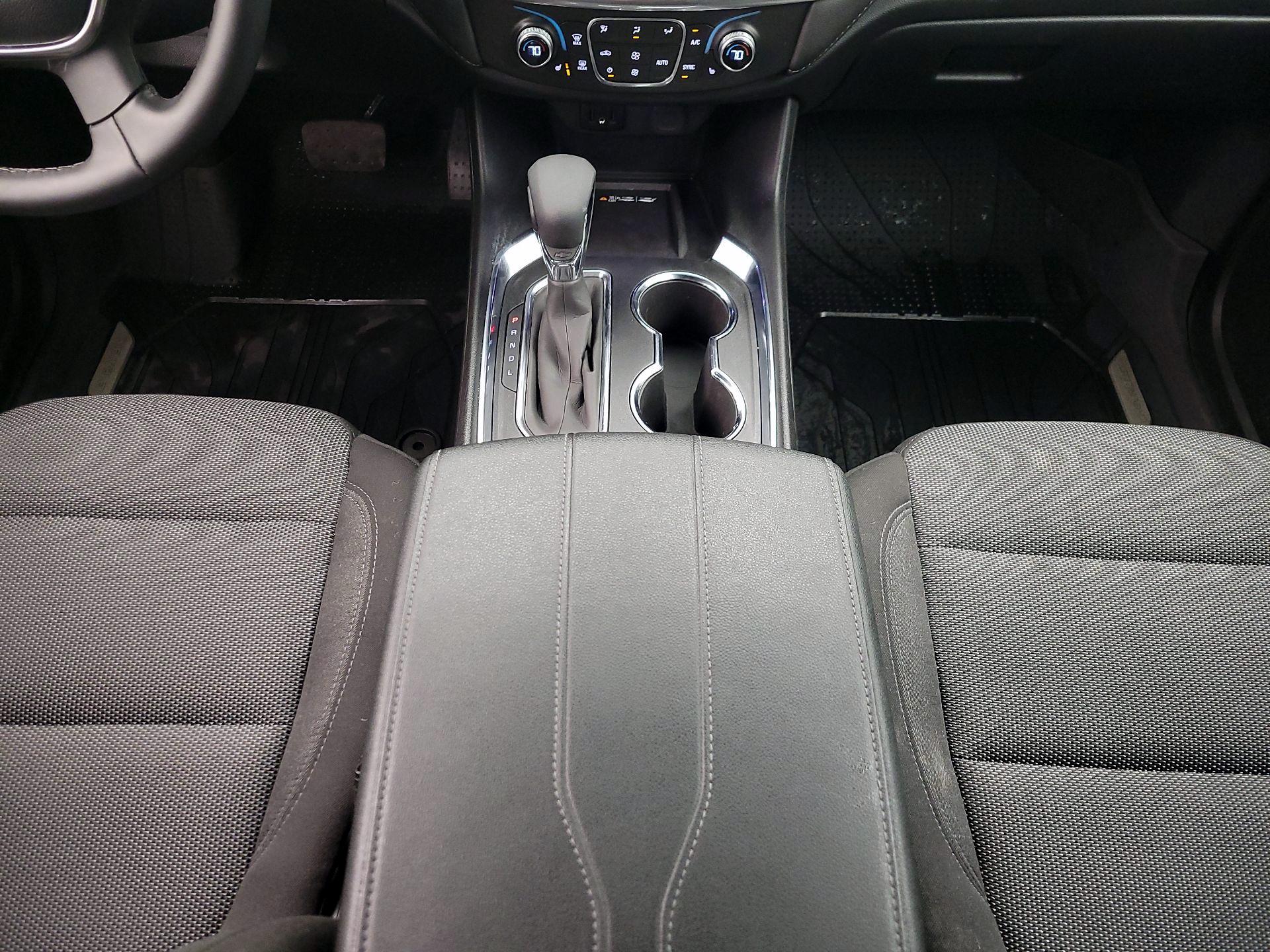 Thumbnail: 2023 Chevrolet Traverse - 17