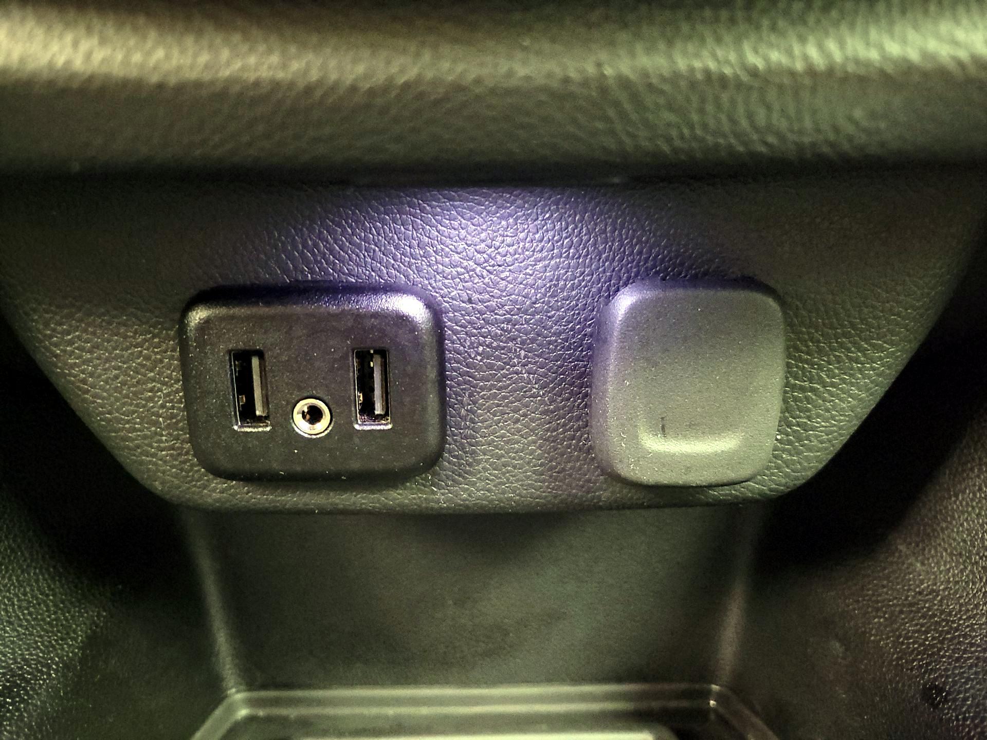 Thumbnail: 2023 Chevrolet Traverse - 18