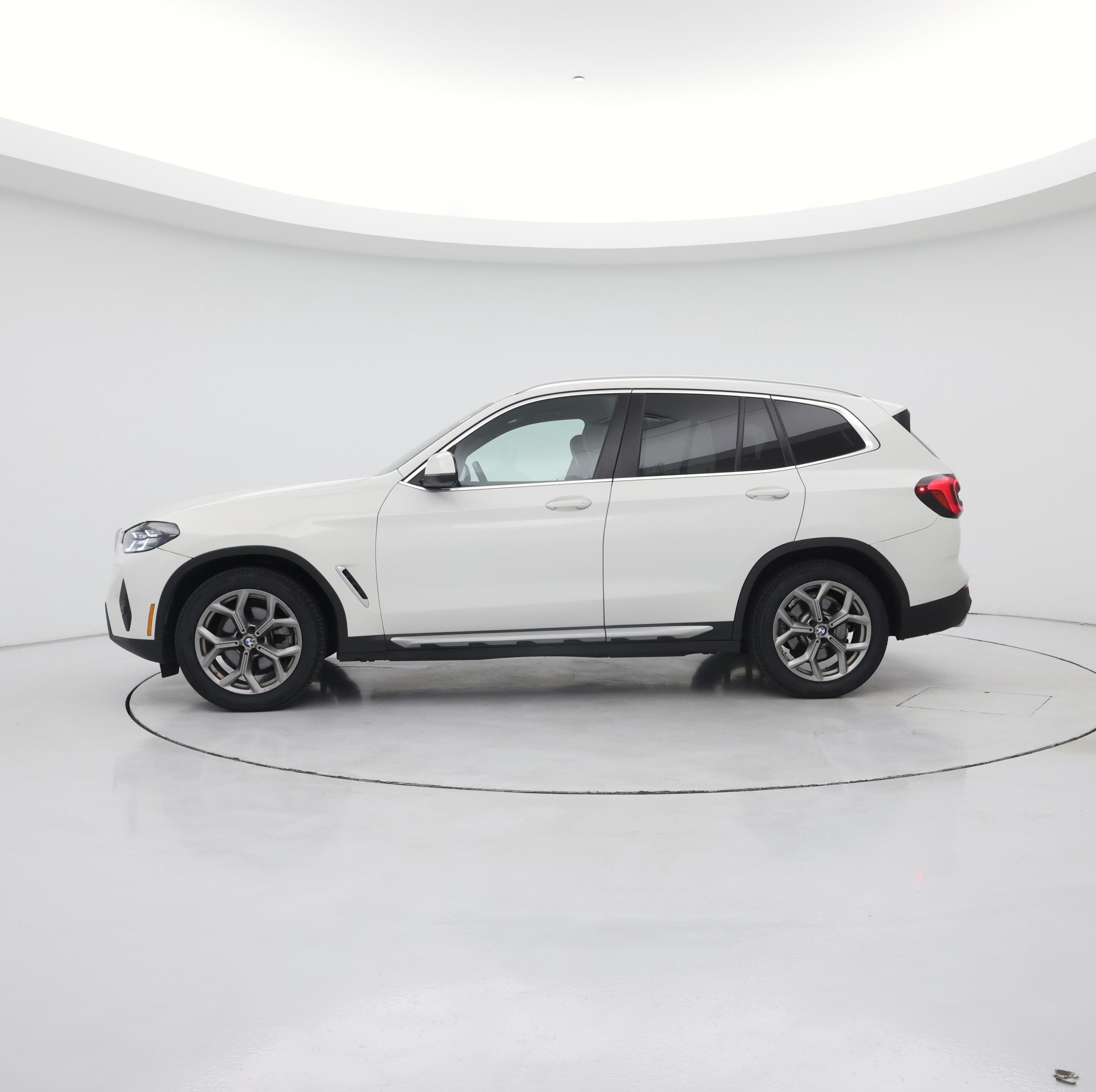 Thumbnail: 2022 BMW X3 - 3