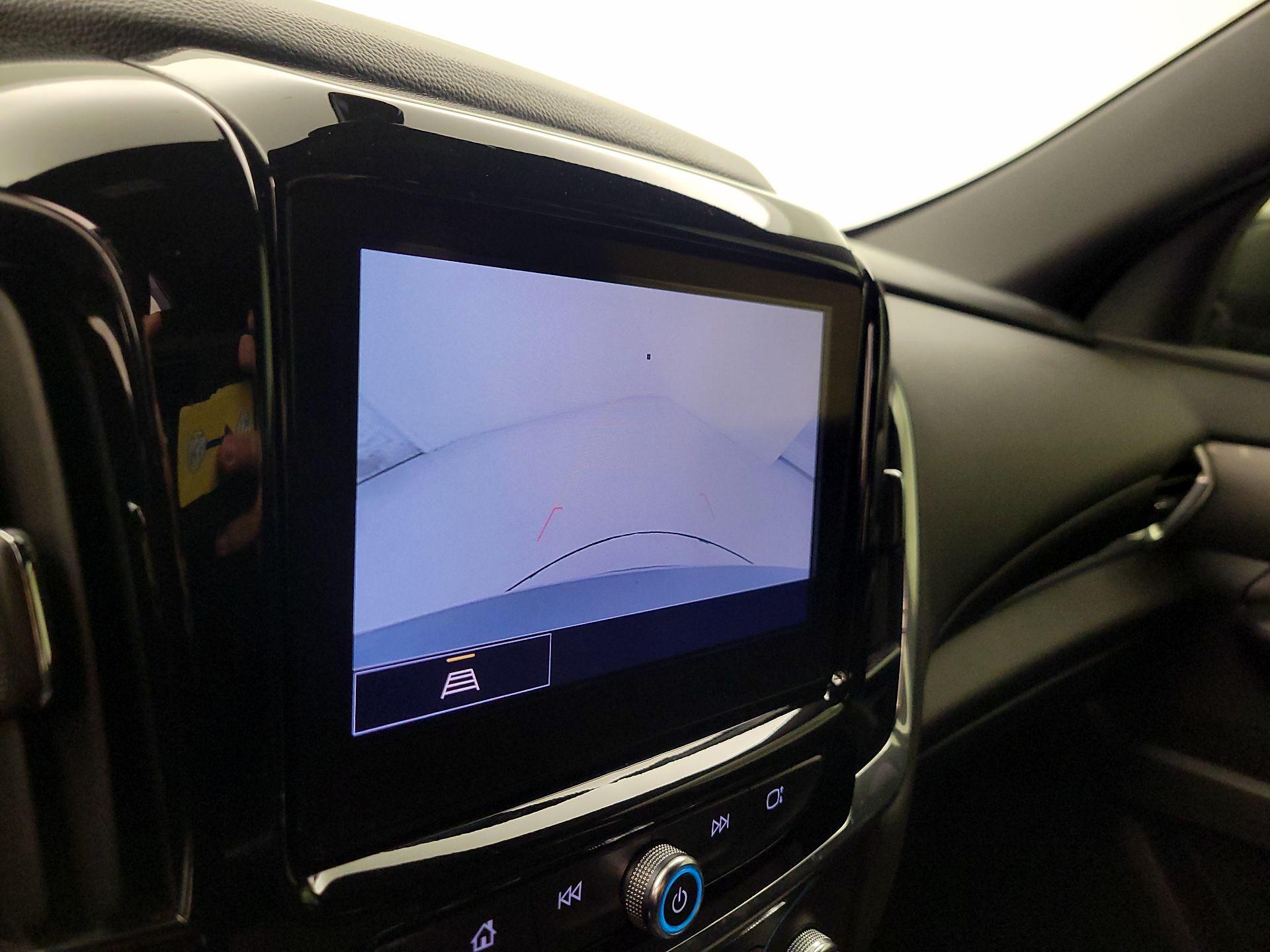 Thumbnail: 2023 Chevrolet Traverse - 14