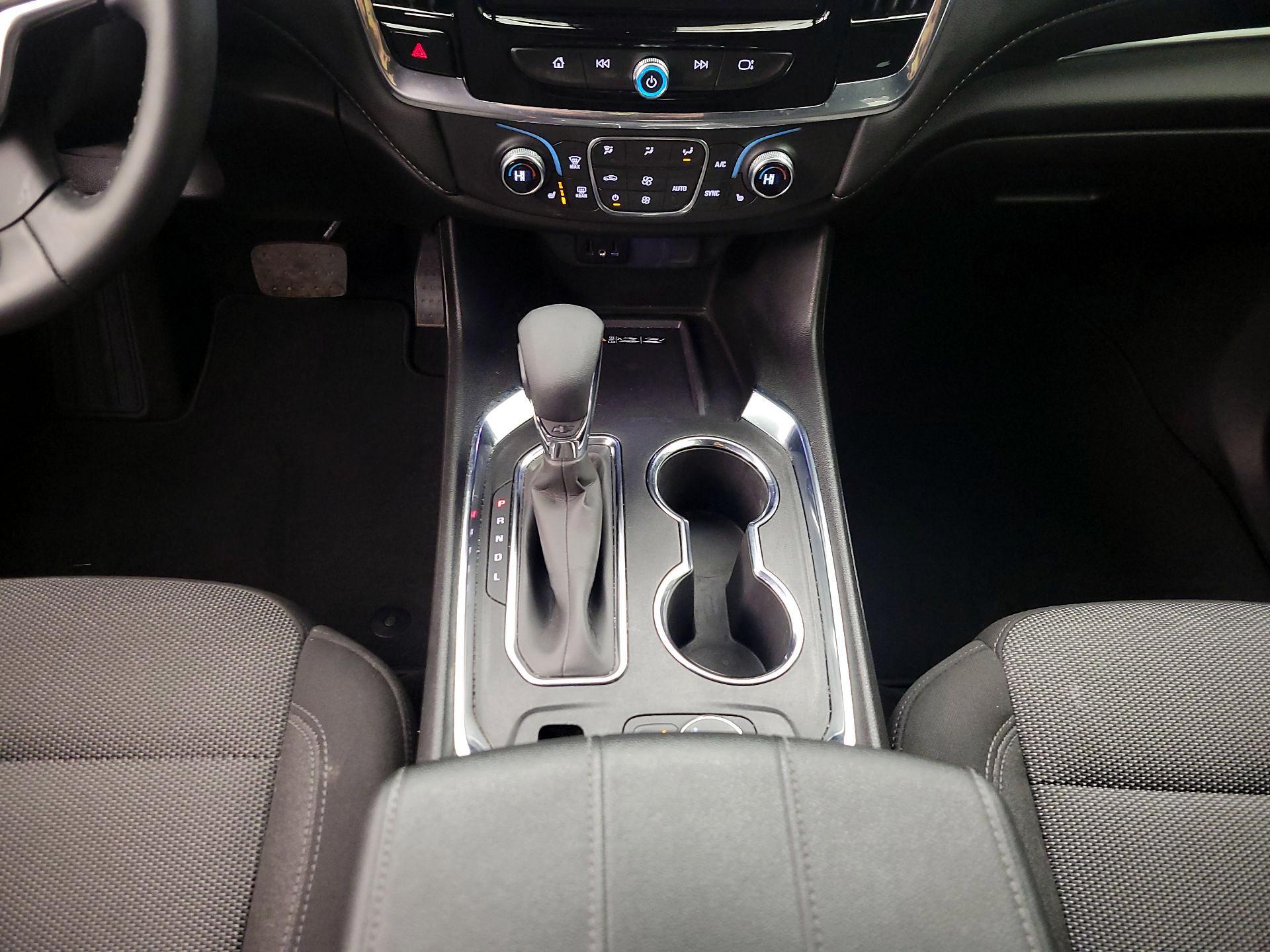 Thumbnail: 2023 Chevrolet Traverse - 17