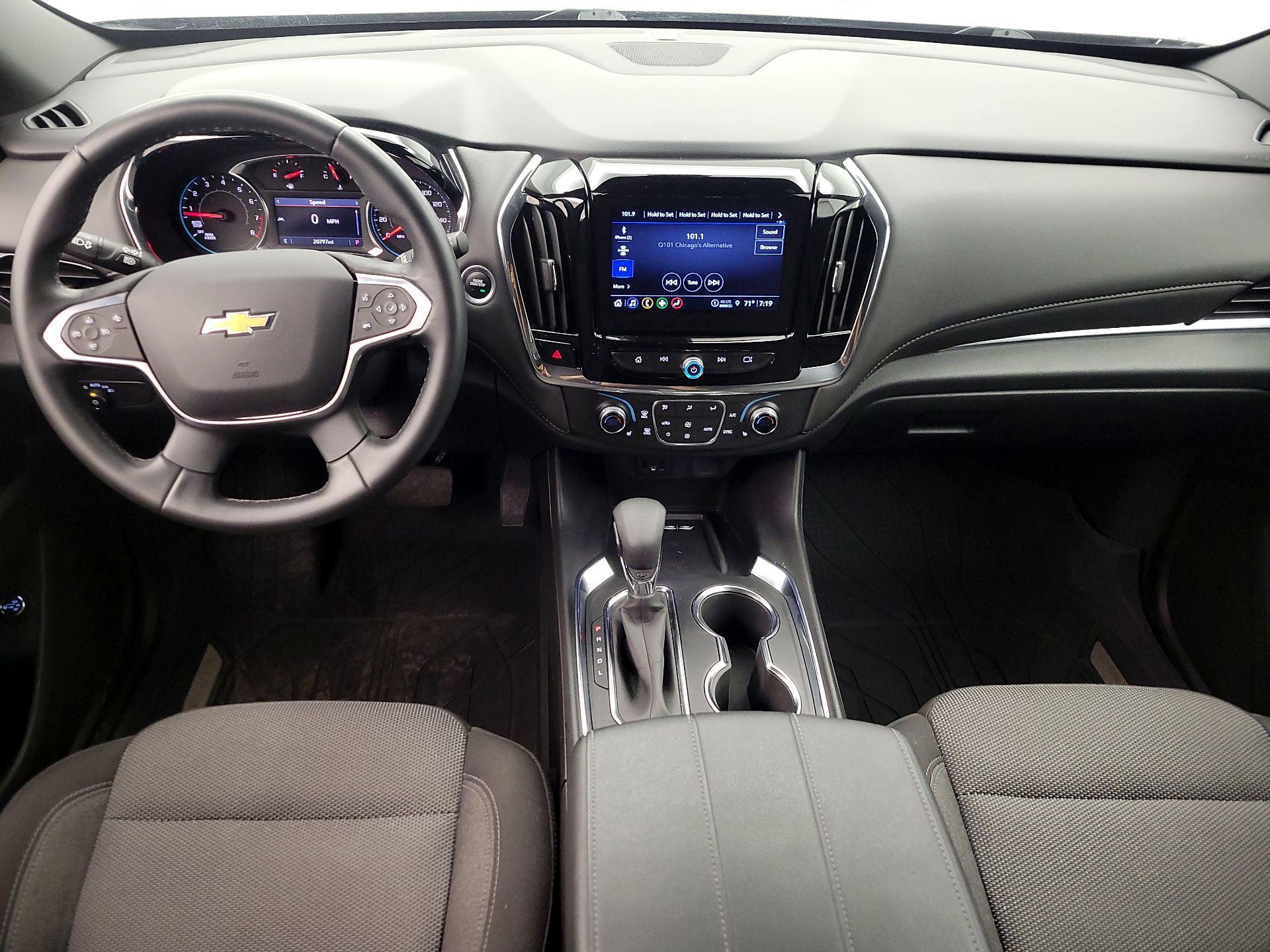 Thumbnail: 2023 Chevrolet Traverse - 9