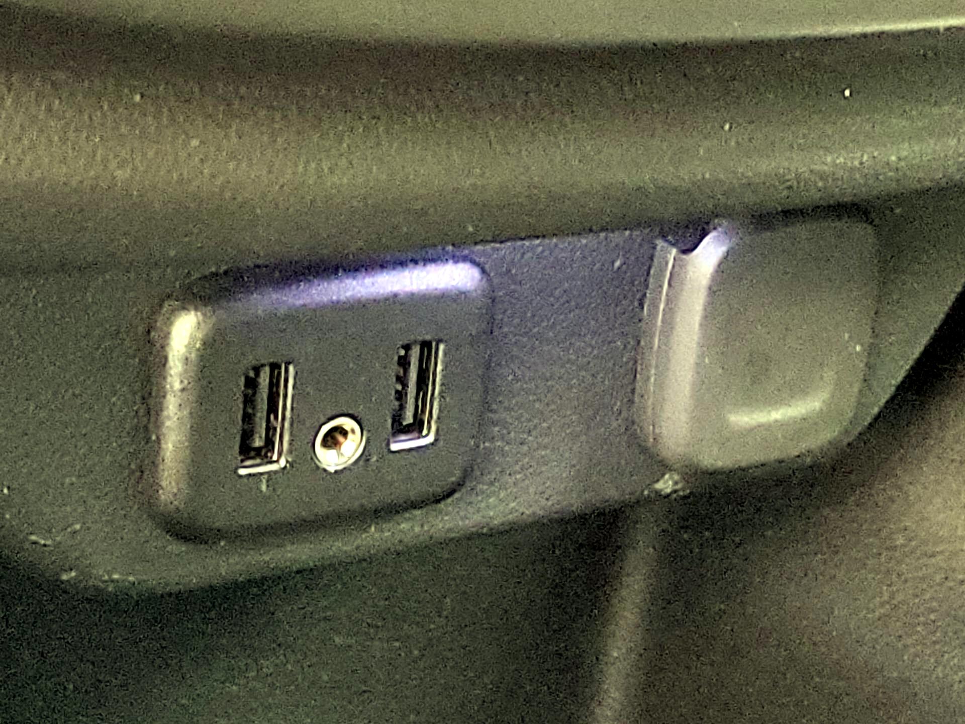 Thumbnail: 2023 Chevrolet Traverse - 18