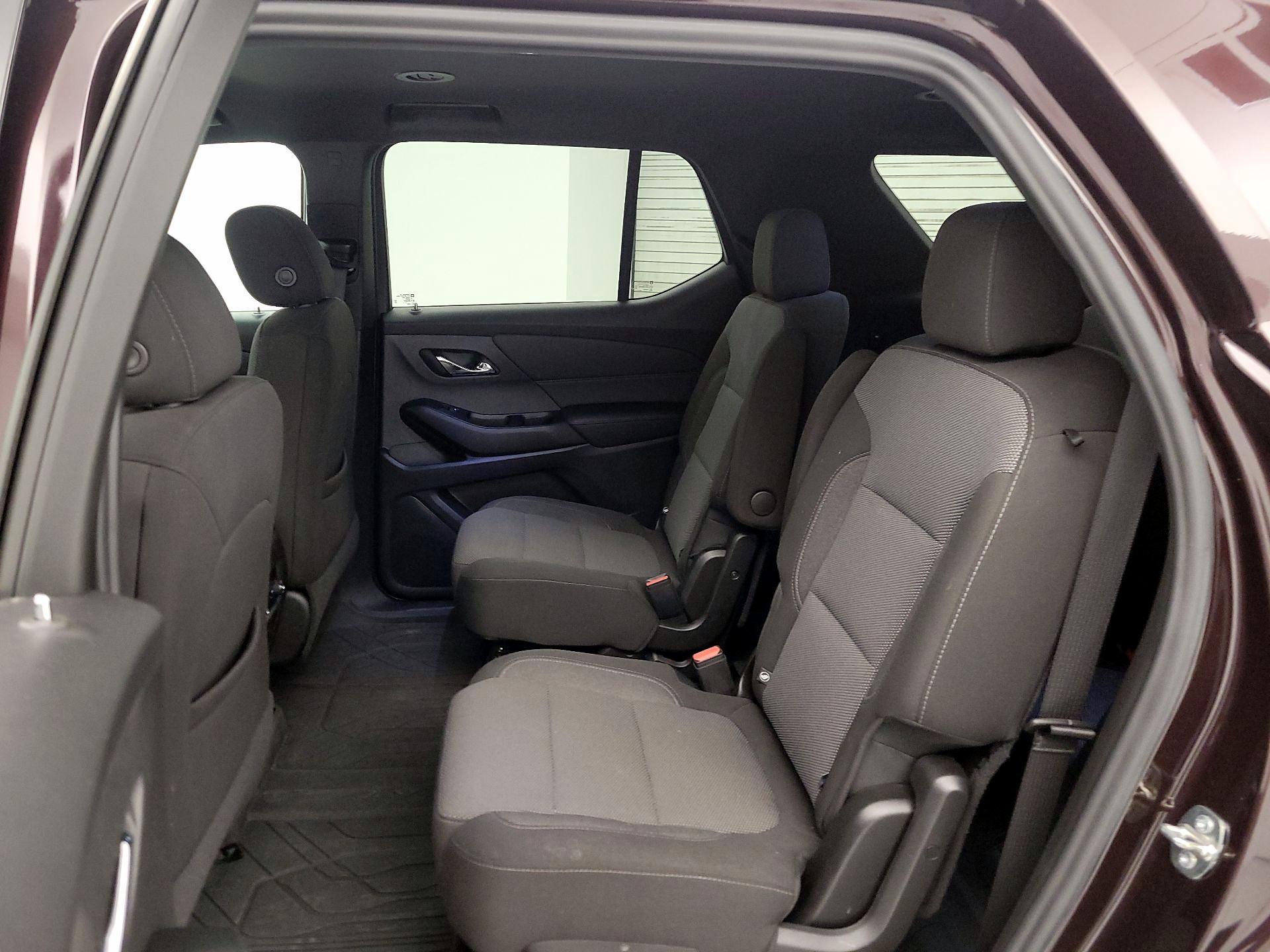 Thumbnail: 2023 Chevrolet Traverse - 19