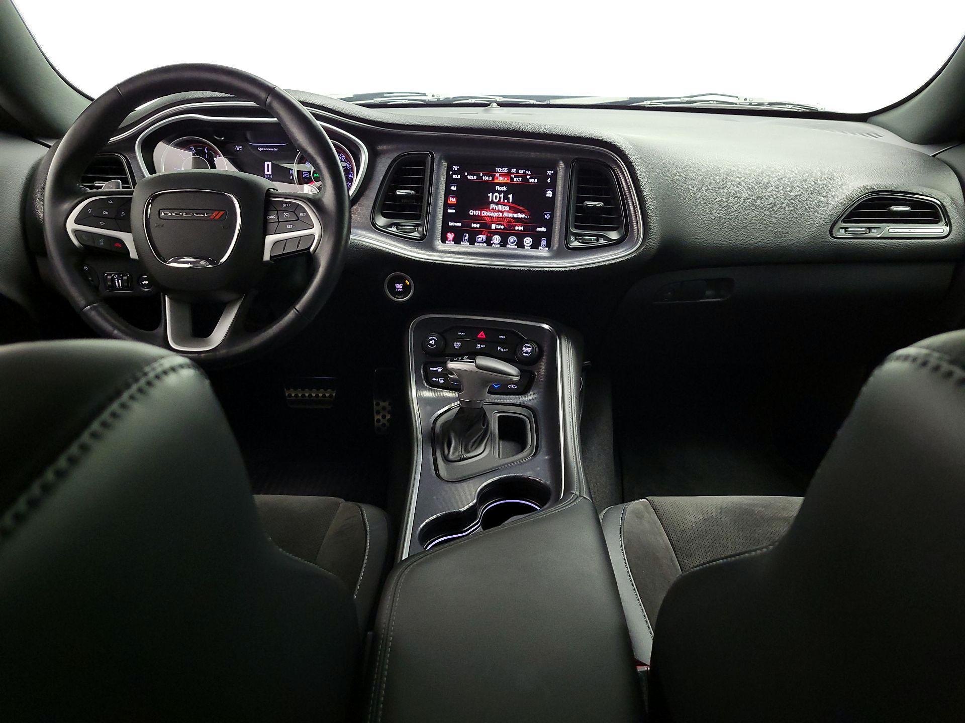 Thumbnail: 2015 Dodge Challenger - 9