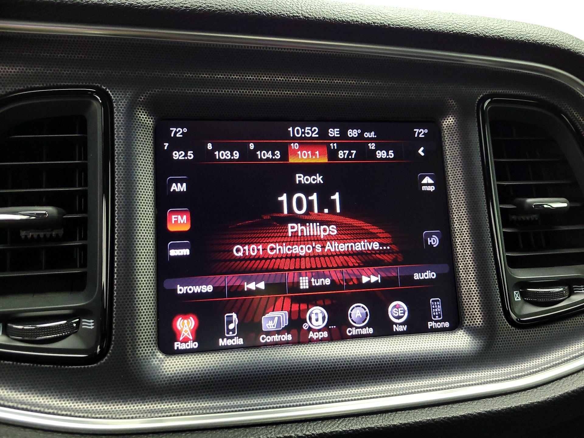 Thumbnail: 2015 Dodge Challenger - 16