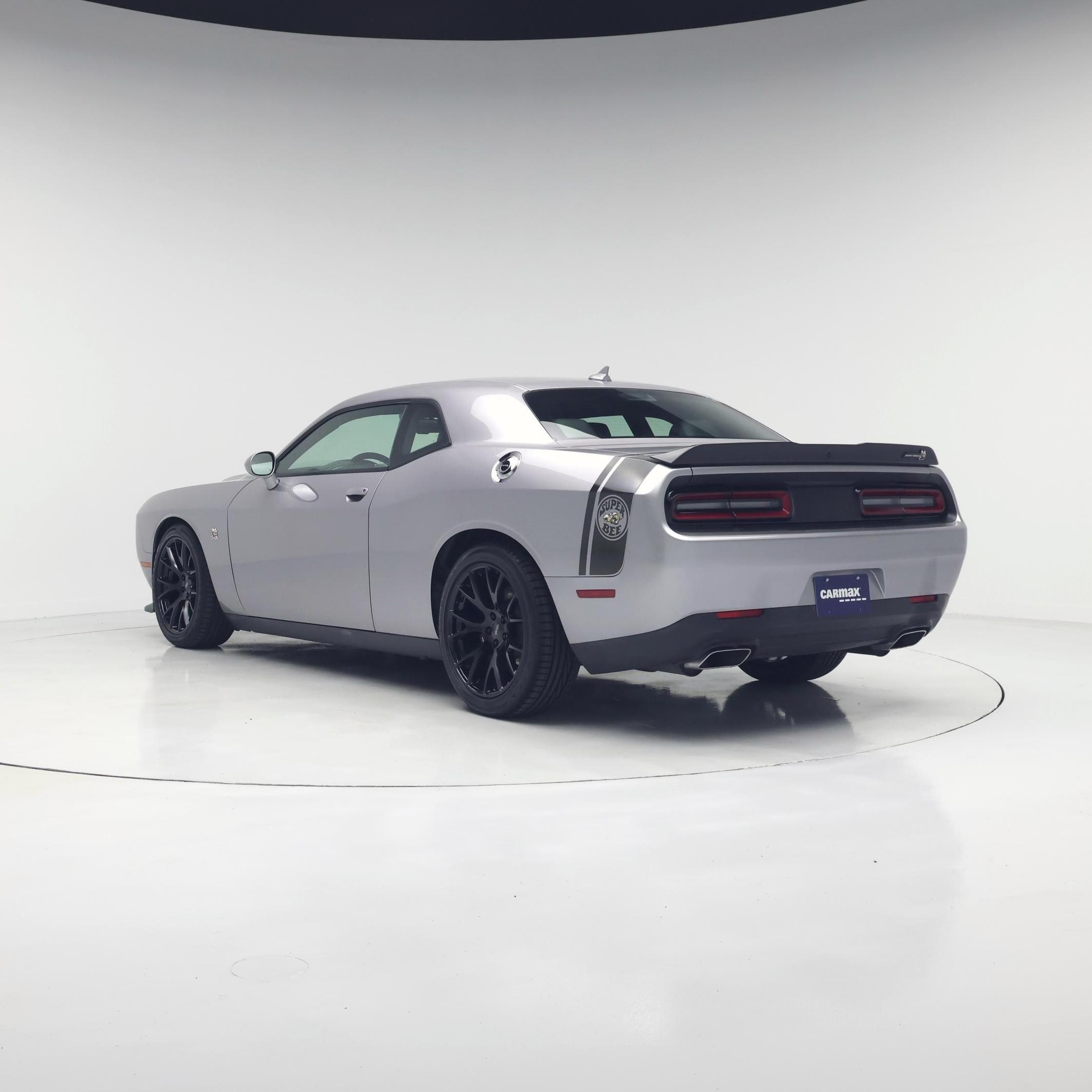 Thumbnail: 2015 Dodge Challenger - 2