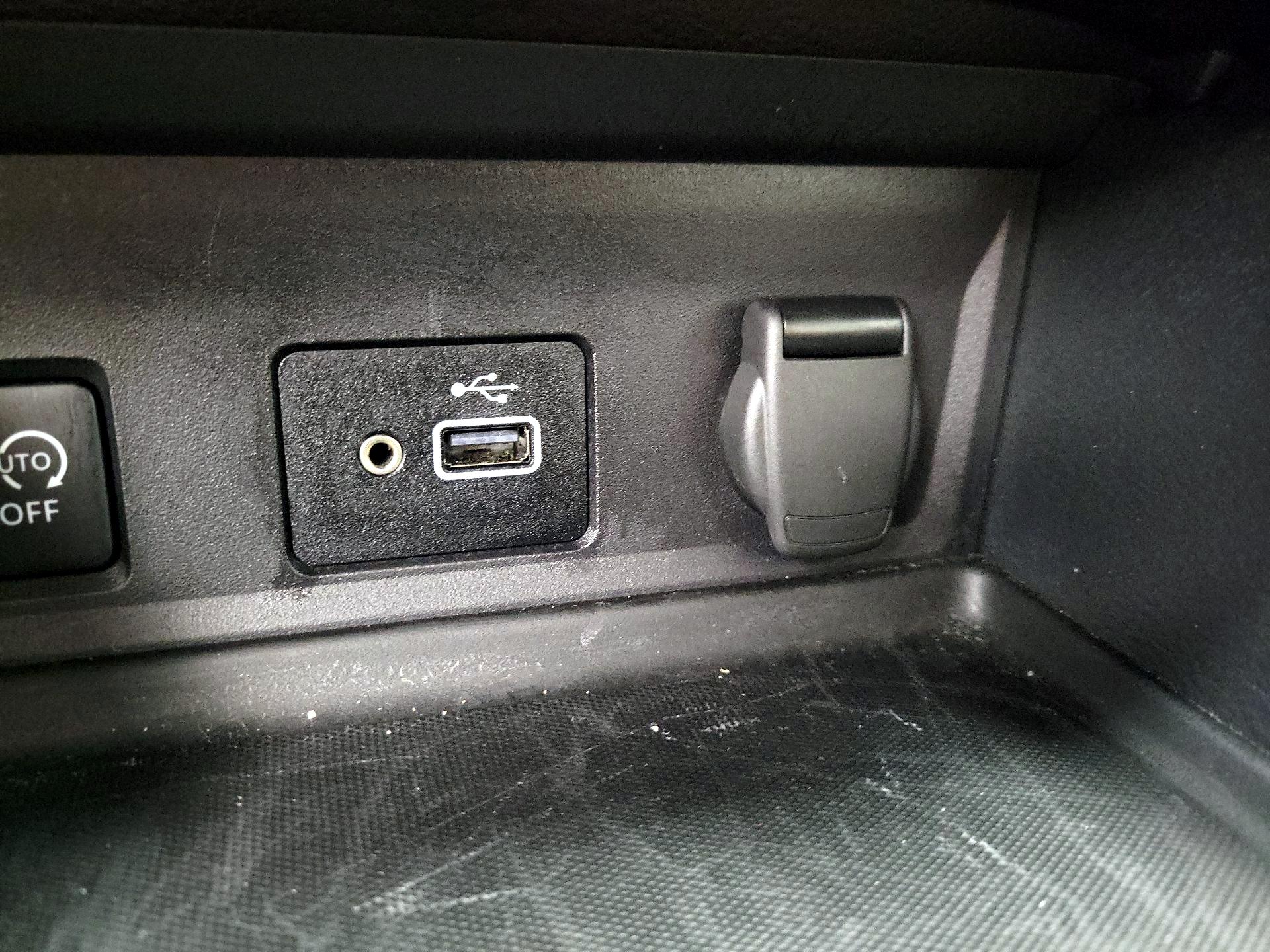 Thumbnail: 2024 Nissan Sentra - 17