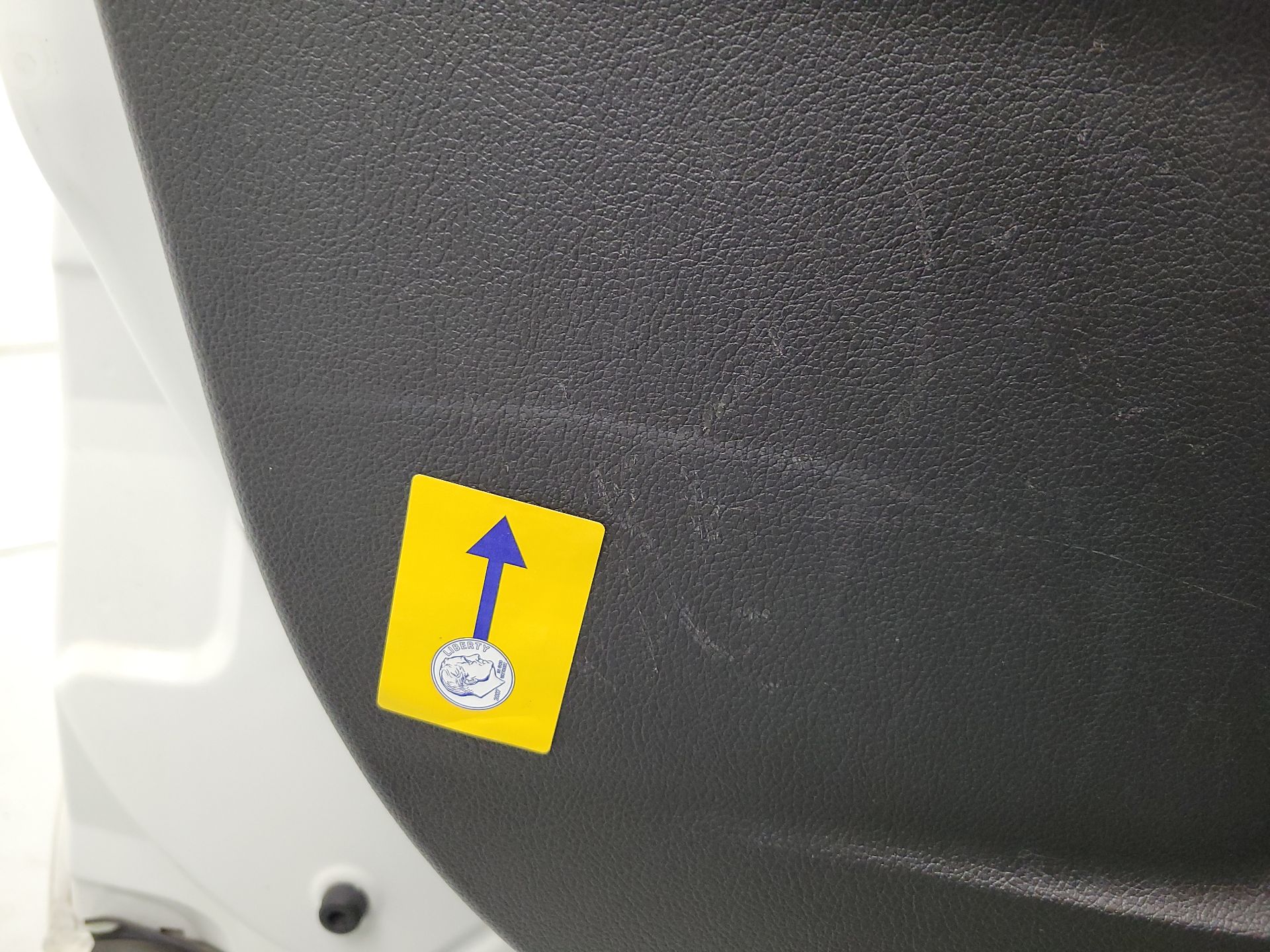 Thumbnail: 2017 Mitsubishi Outlander - 19