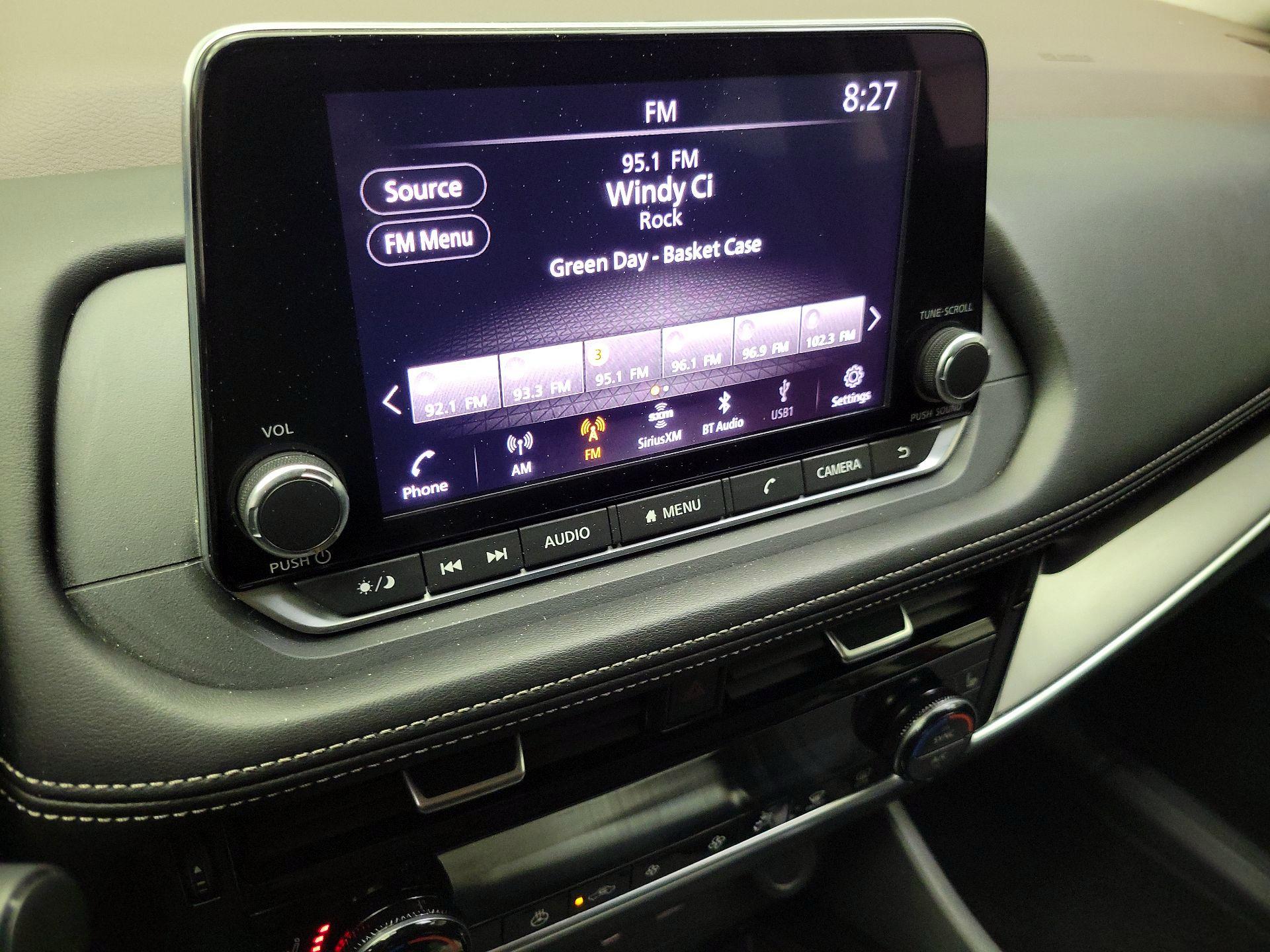 Thumbnail: 2022 Nissan Rogue - 15