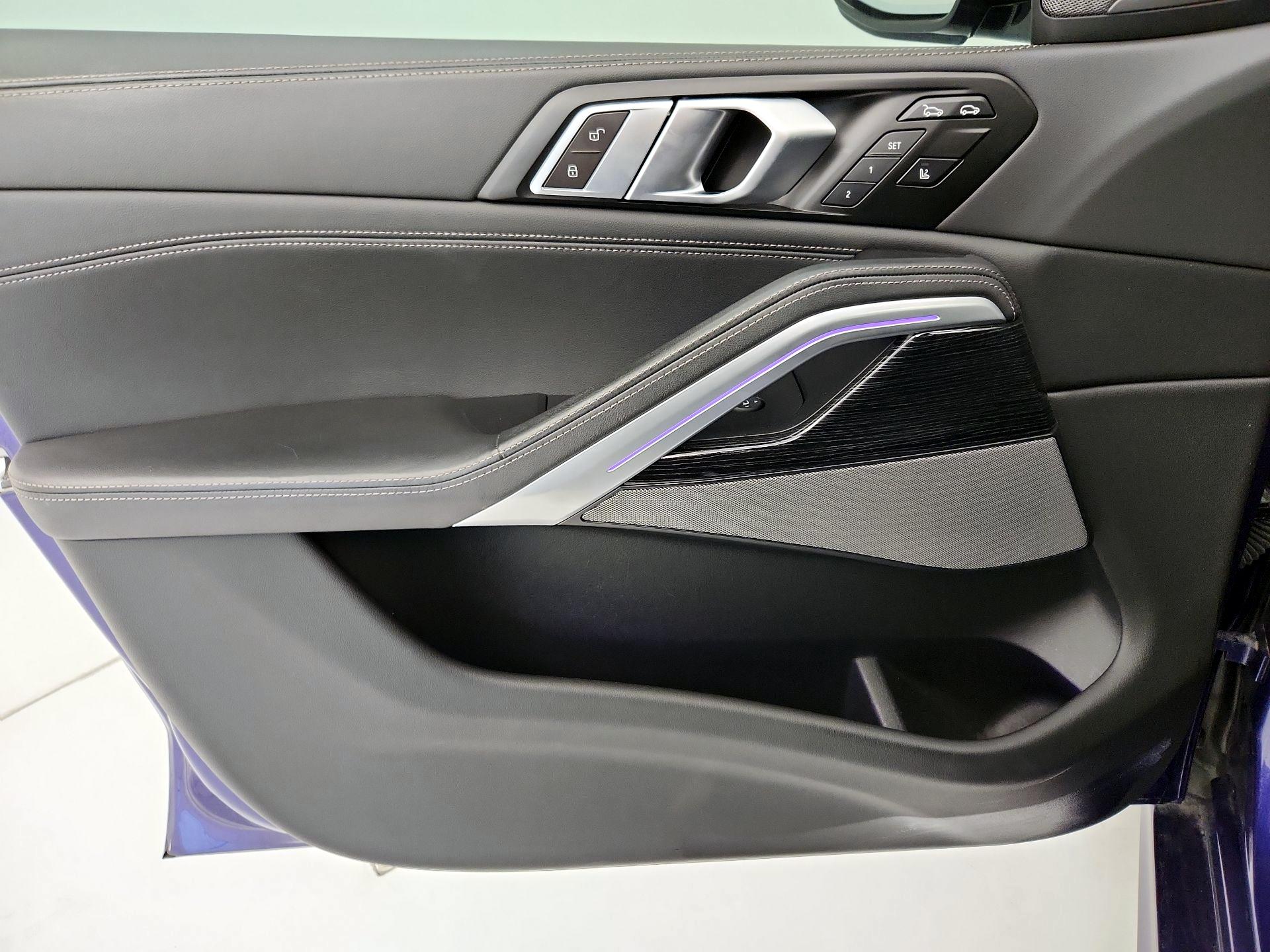 Thumbnail: 2024 BMW X6 - 12