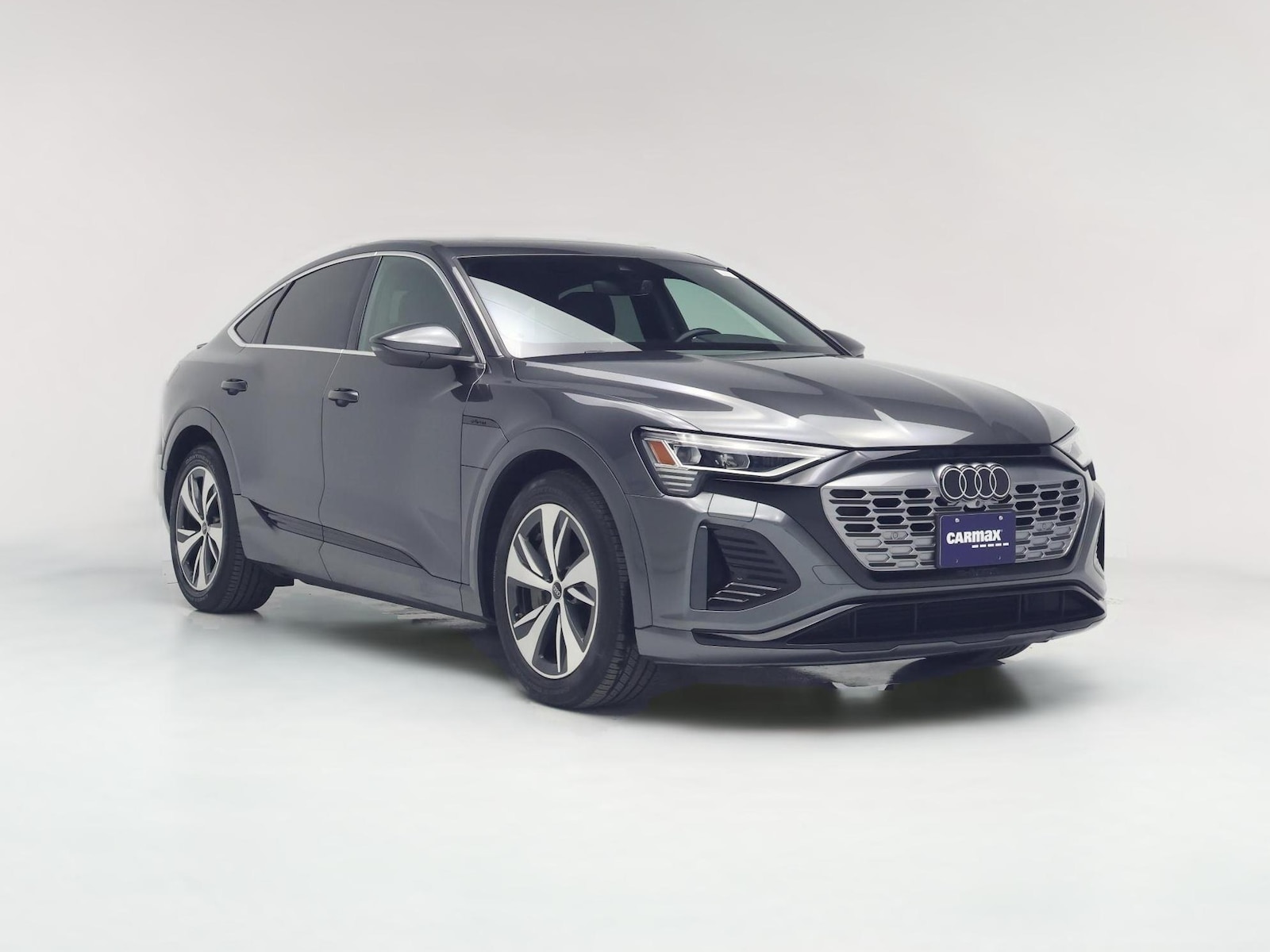 2024 Audi Q8 Sportback e-tron