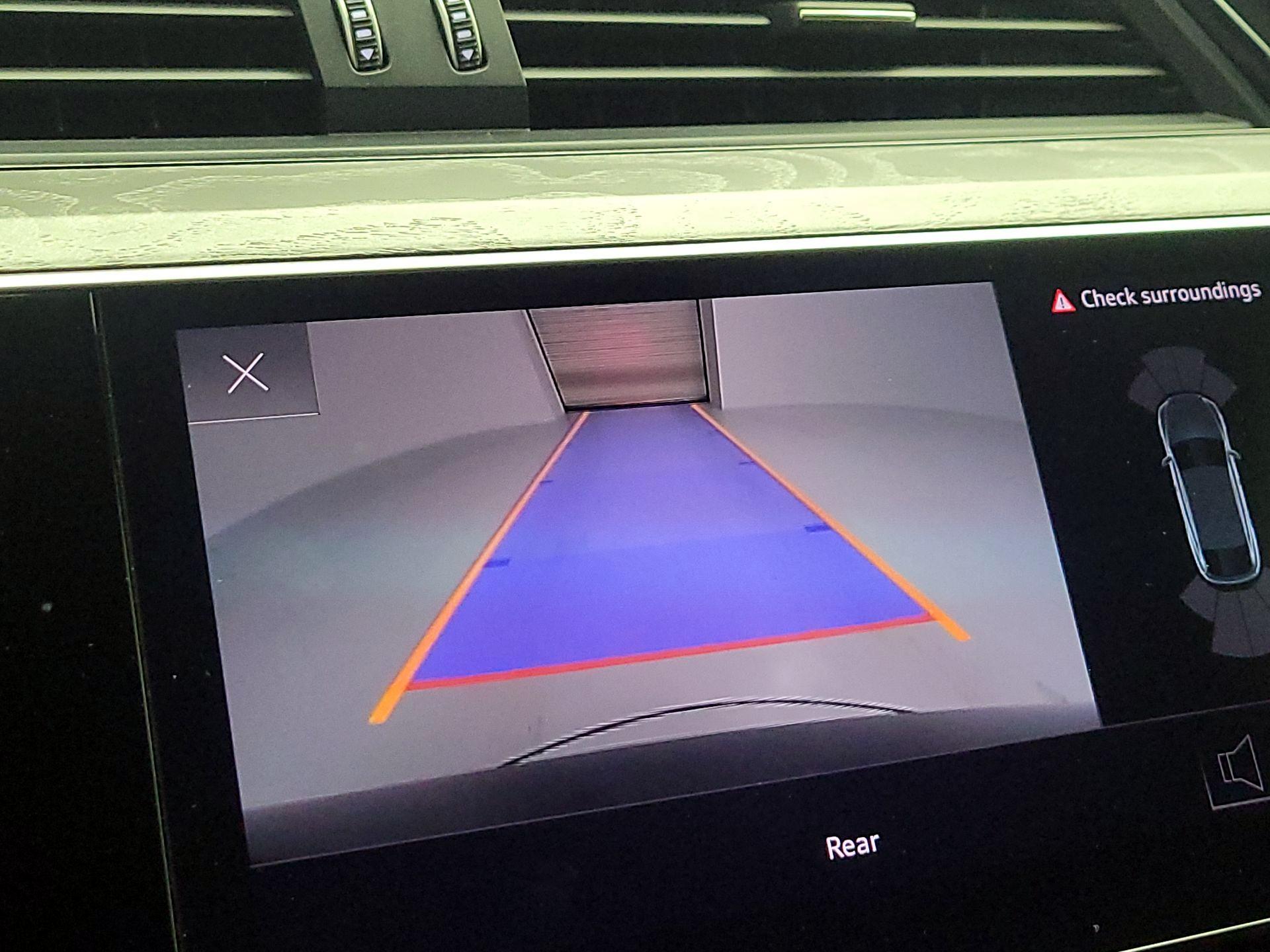 Thumbnail: 2024 Audi Q8 e-tron - 14