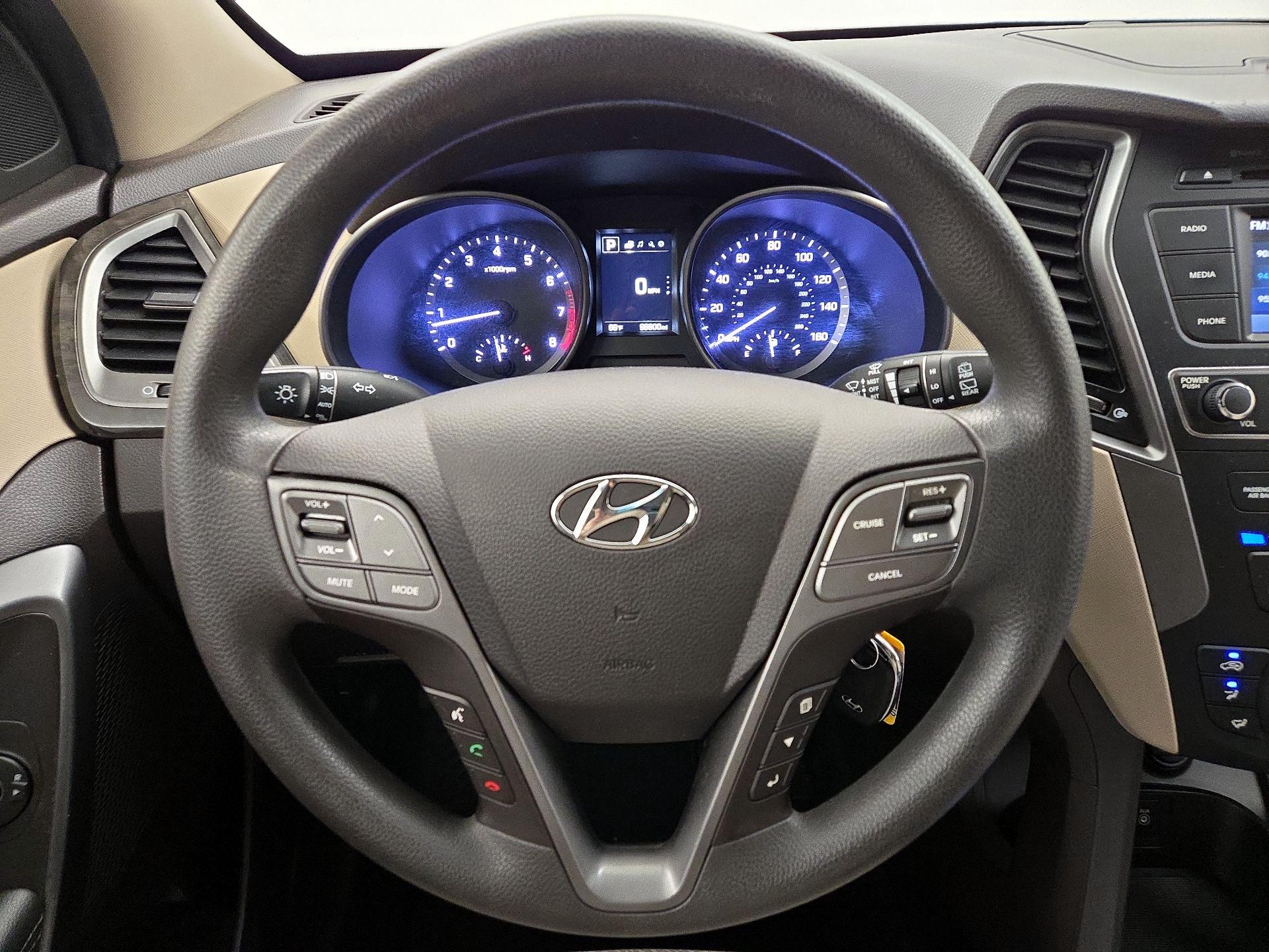 Thumbnail: 2018 Hyundai Santa Fe - 10