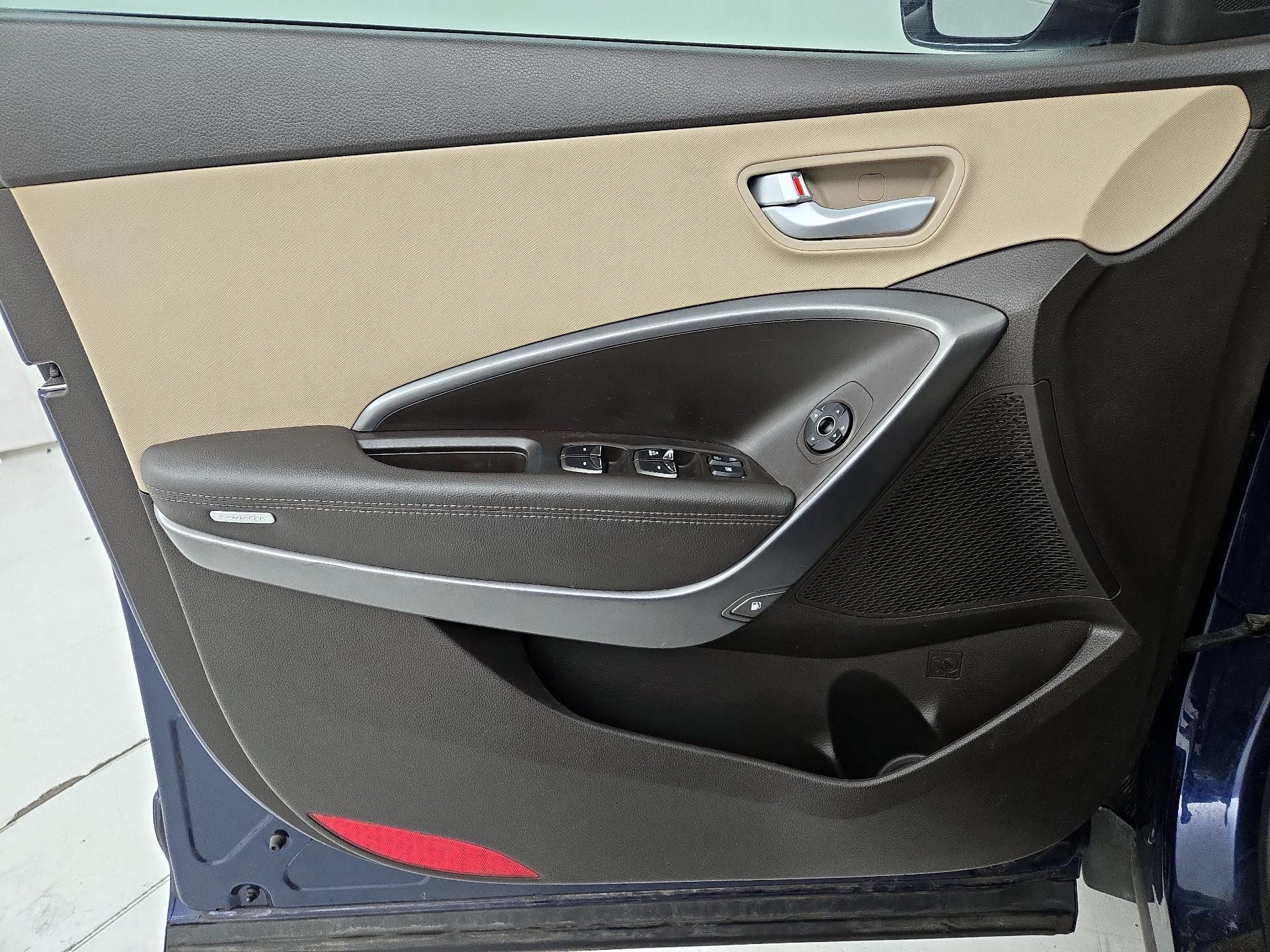 Thumbnail: 2018 Hyundai Santa Fe - 12