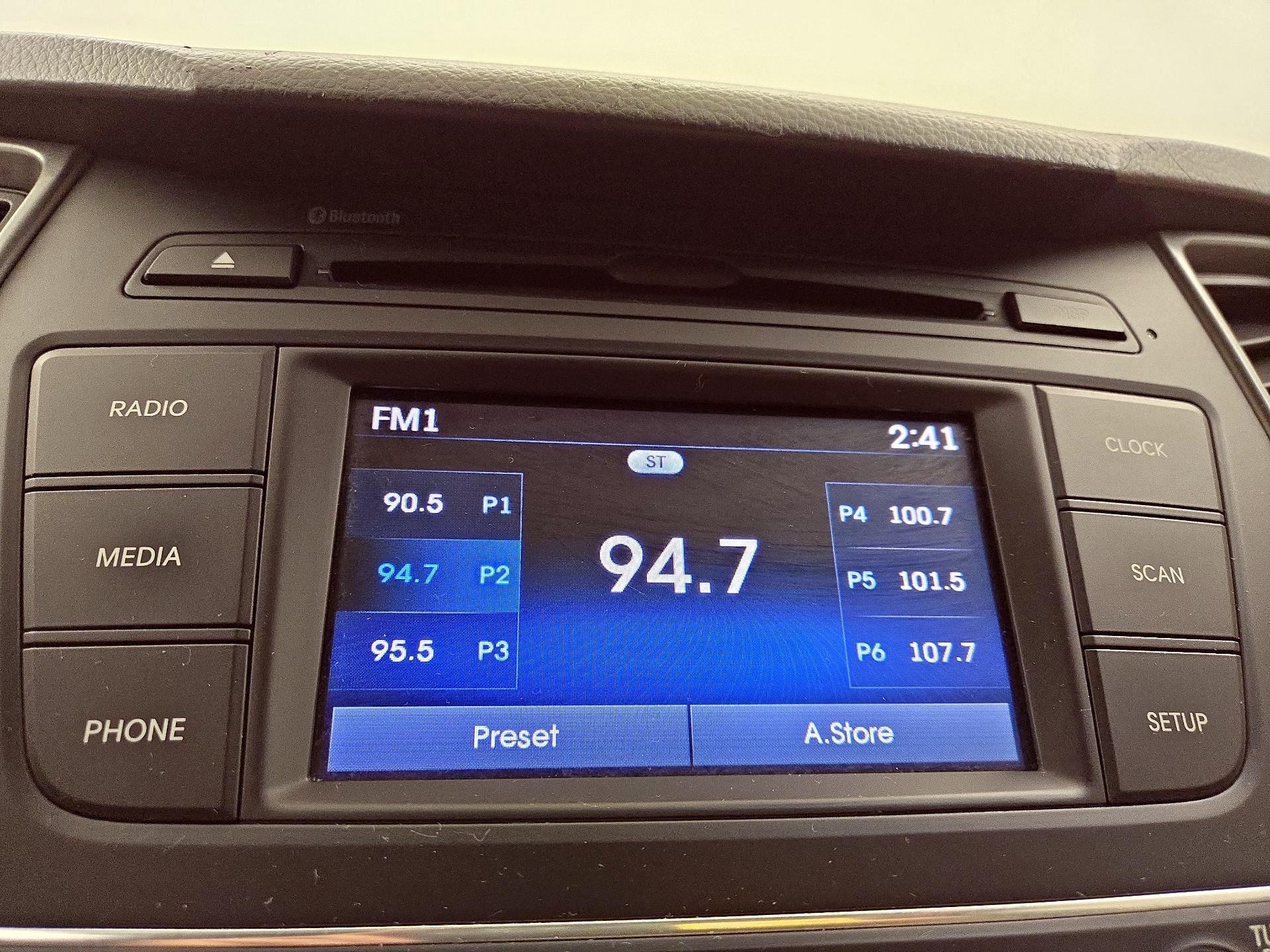 Thumbnail: 2018 Hyundai Santa Fe - 15