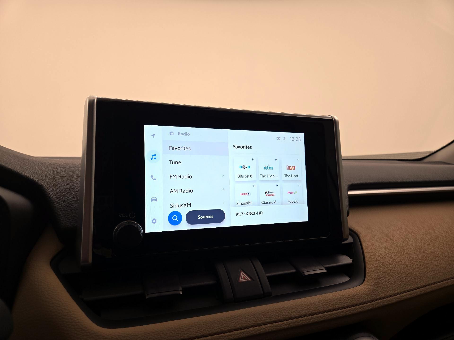 Thumbnail: 2025 Toyota RAV4 - 15