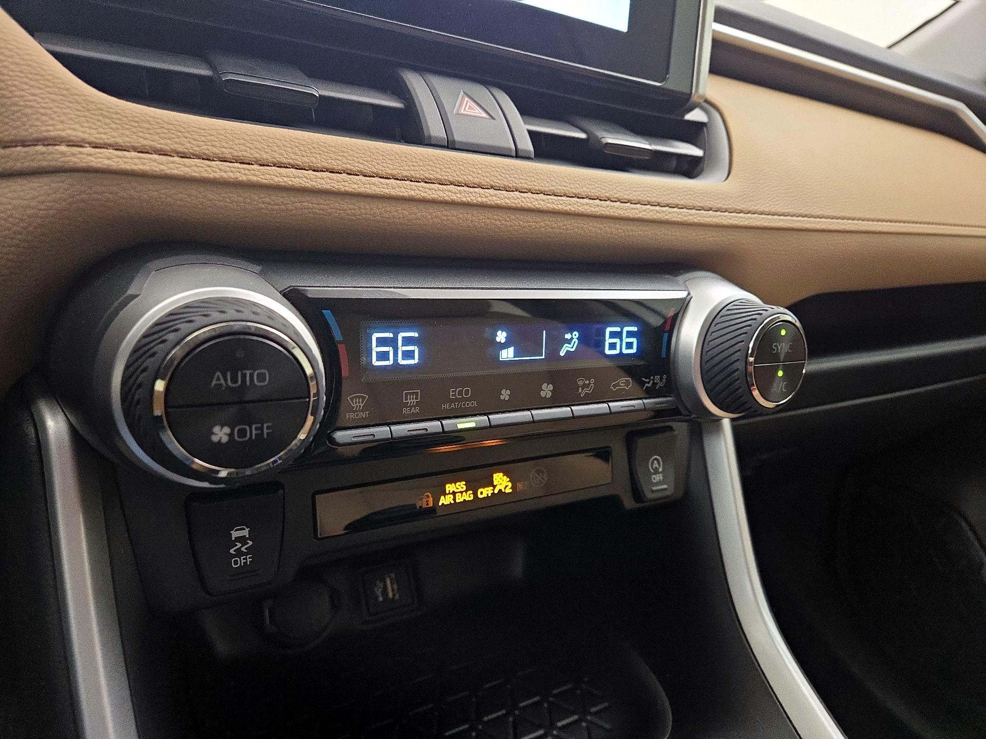 Thumbnail: 2025 Toyota RAV4 - 16