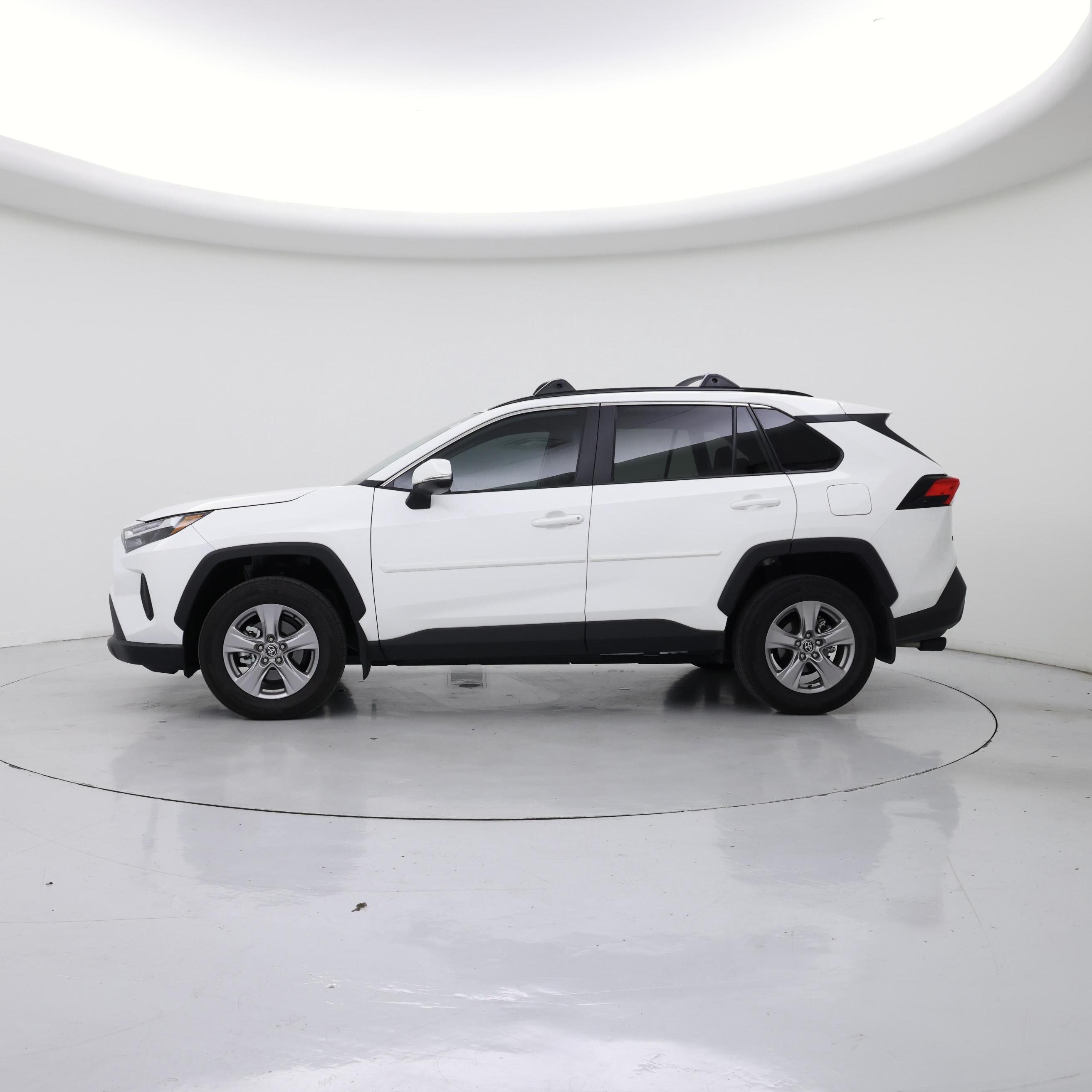 Thumbnail: 2025 Toyota RAV4 - 3