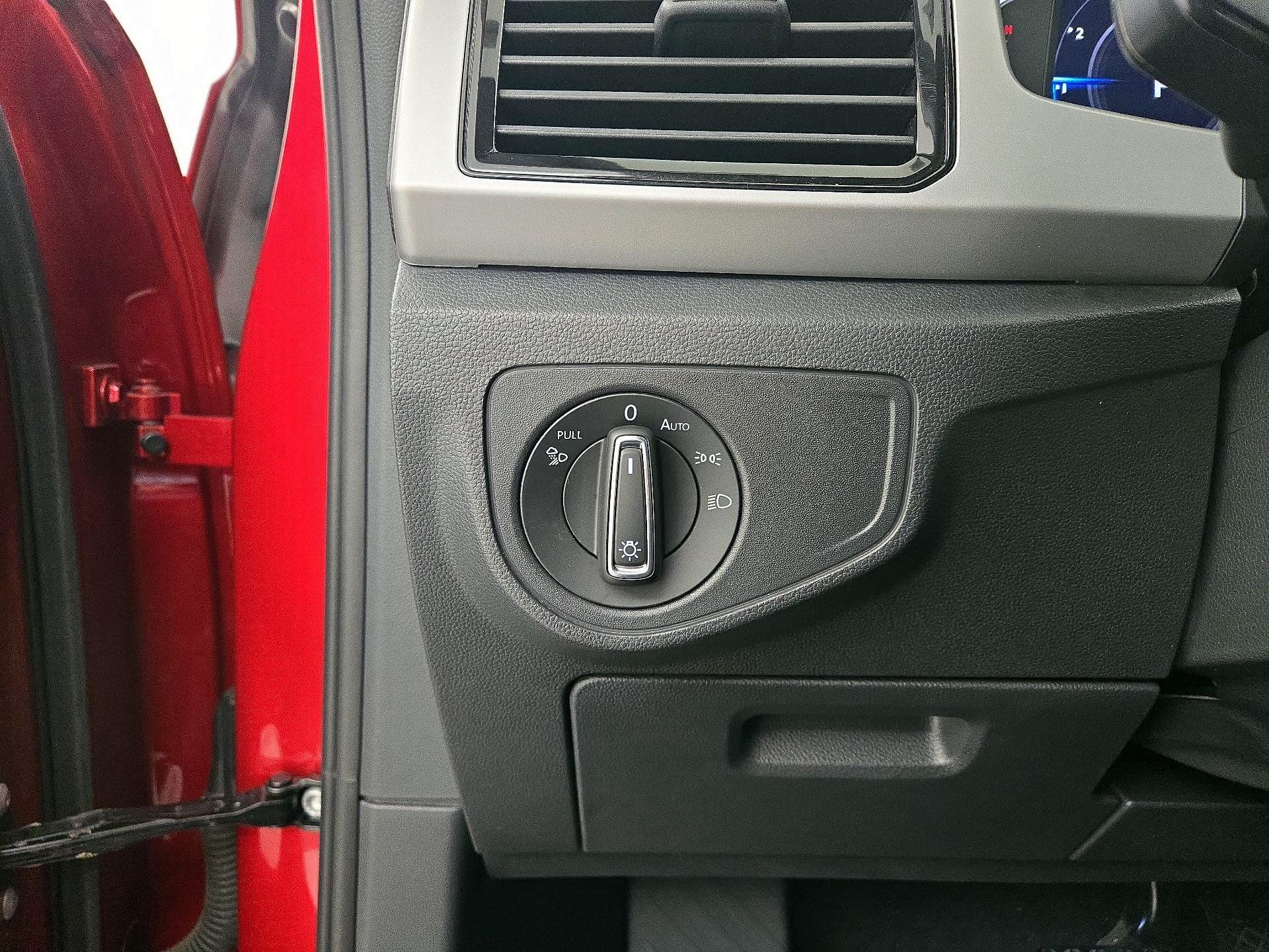 Thumbnail: 2023 Volkswagen Atlas - 13