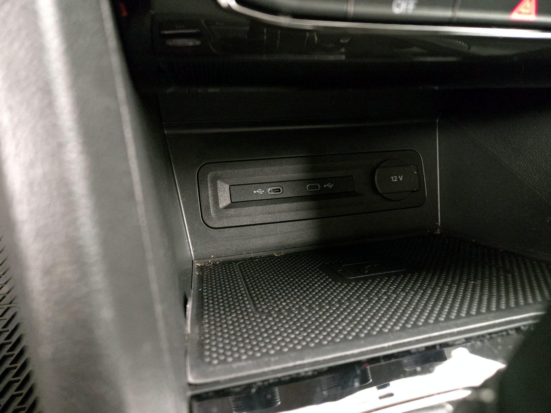 Thumbnail: 2023 Volkswagen Atlas - 18