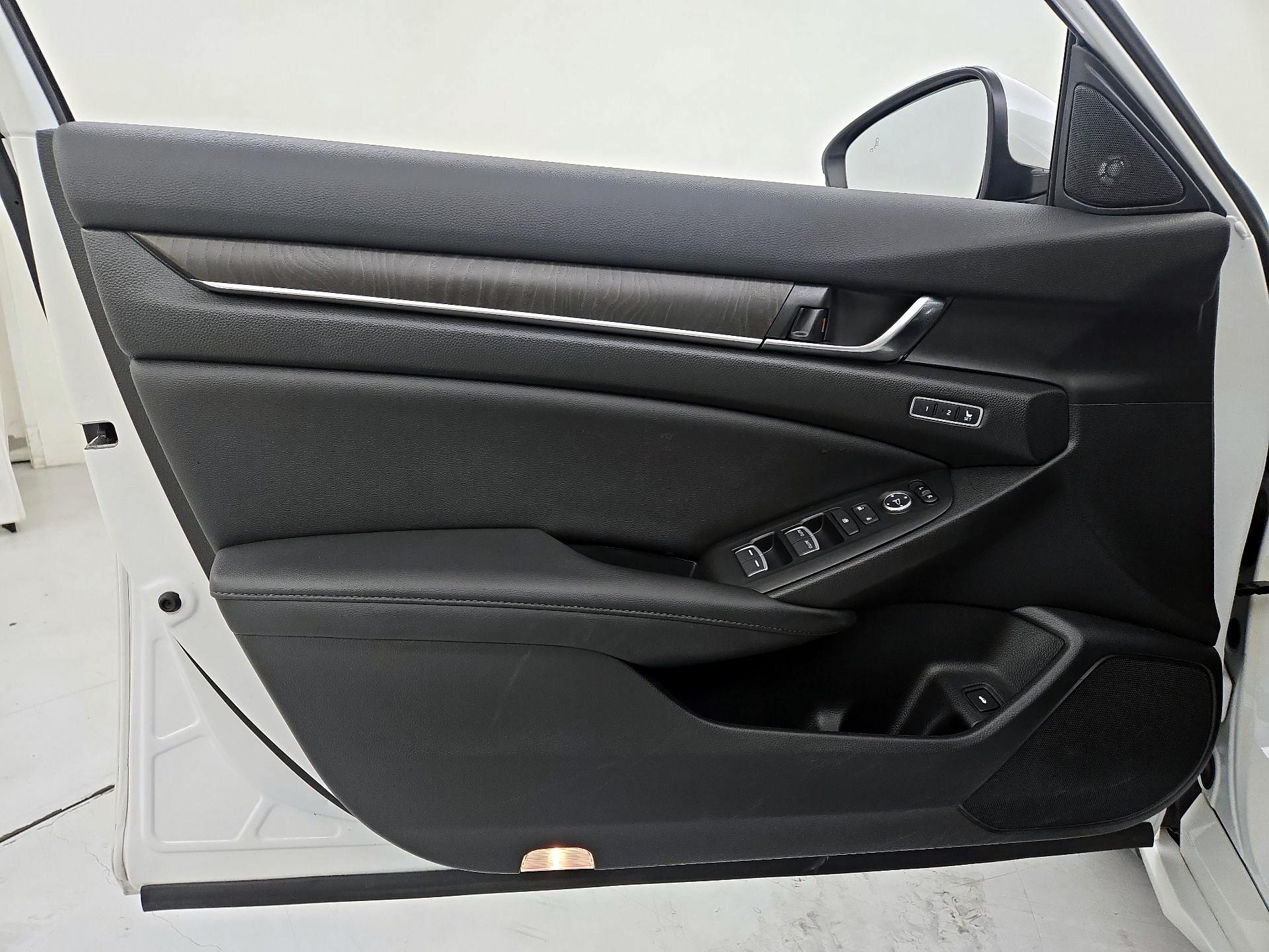 Thumbnail: 2021 Honda Accord - 12