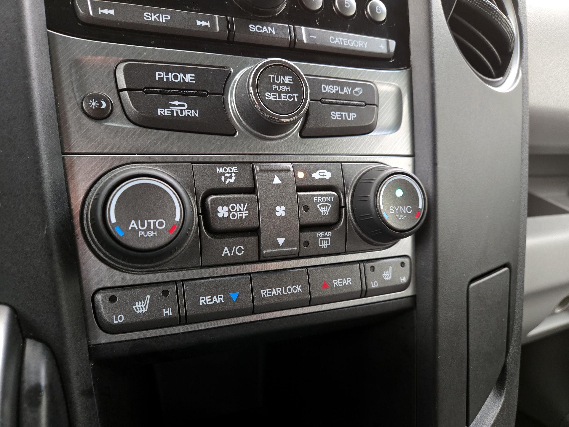 Thumbnail: 2015 Honda Pilot - 16